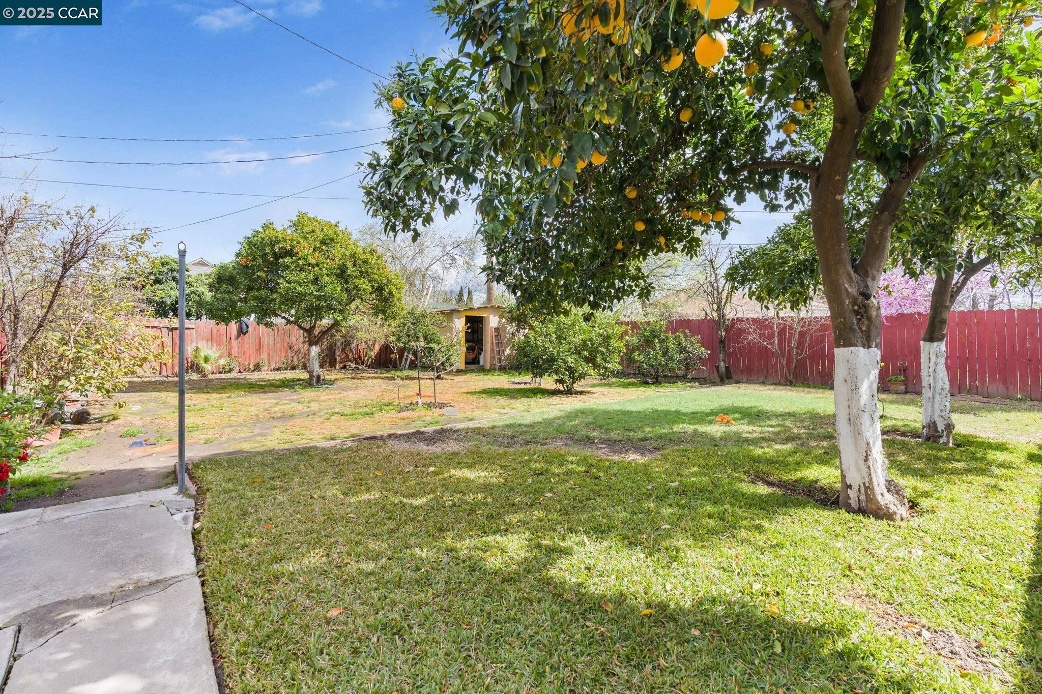 Detail Gallery Image 19 of 23 For 1220 S Sutter St, Stockton,  CA 95206 - 3 Beds | 1 Baths
