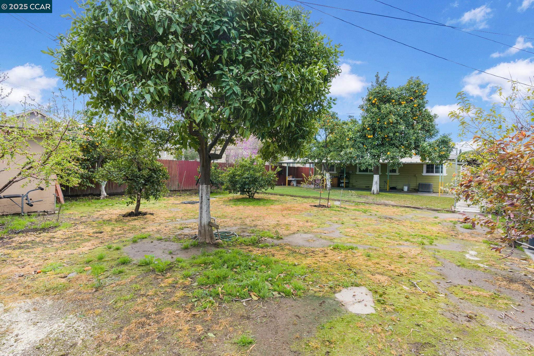Detail Gallery Image 20 of 23 For 1220 S Sutter St, Stockton,  CA 95206 - 3 Beds | 1 Baths