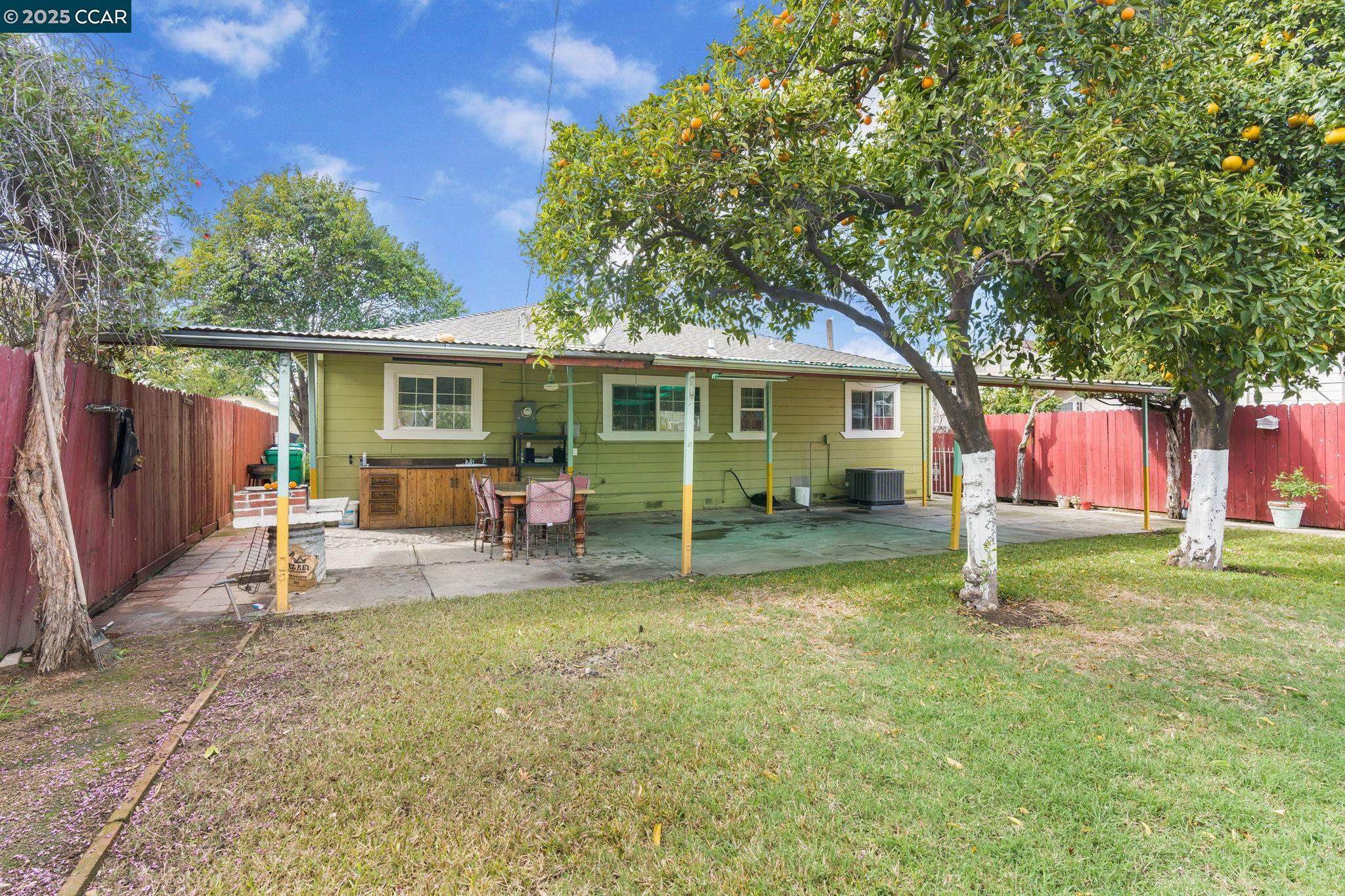 Detail Gallery Image 23 of 23 For 1220 S Sutter St, Stockton,  CA 95206 - 3 Beds | 1 Baths