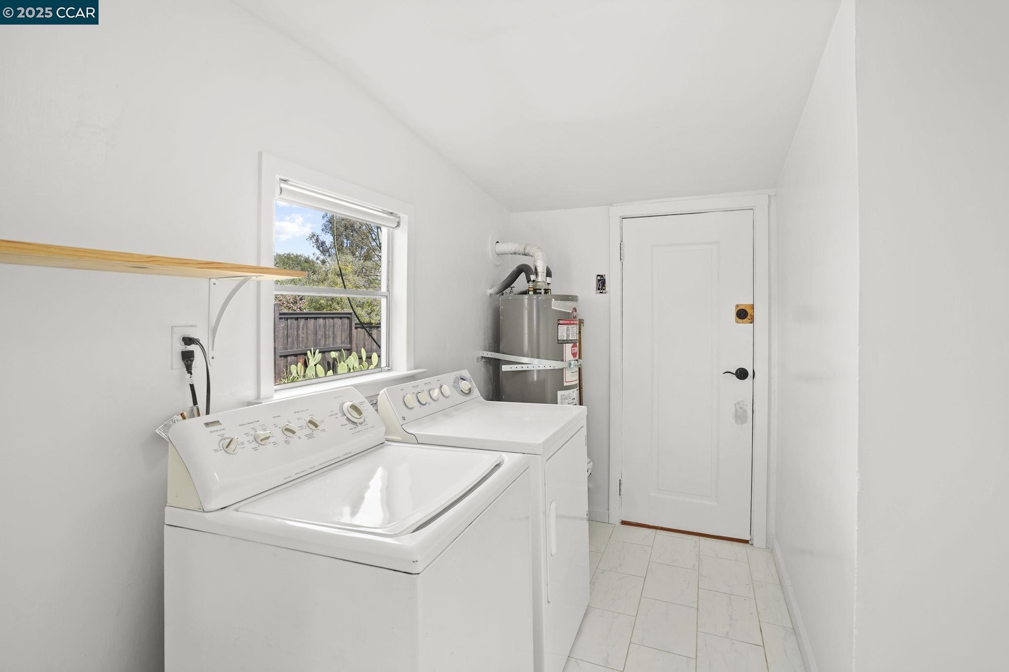 Detail Gallery Image 15 of 23 For 742 La Paloma Rd, El Sobrante,  CA 94803 - 2 Beds | 1 Baths