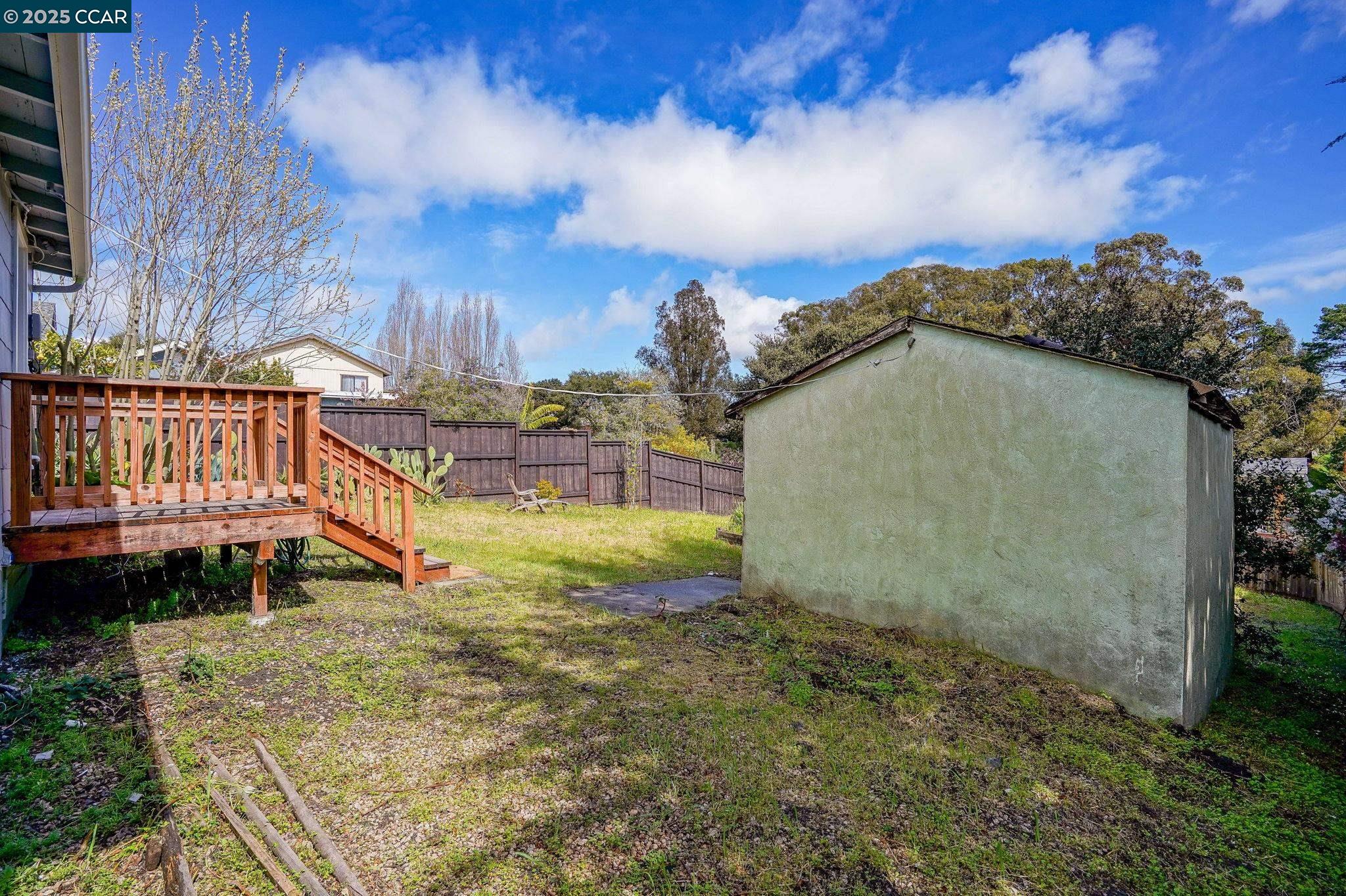 Detail Gallery Image 20 of 23 For 742 La Paloma Rd, El Sobrante,  CA 94803 - 2 Beds | 1 Baths