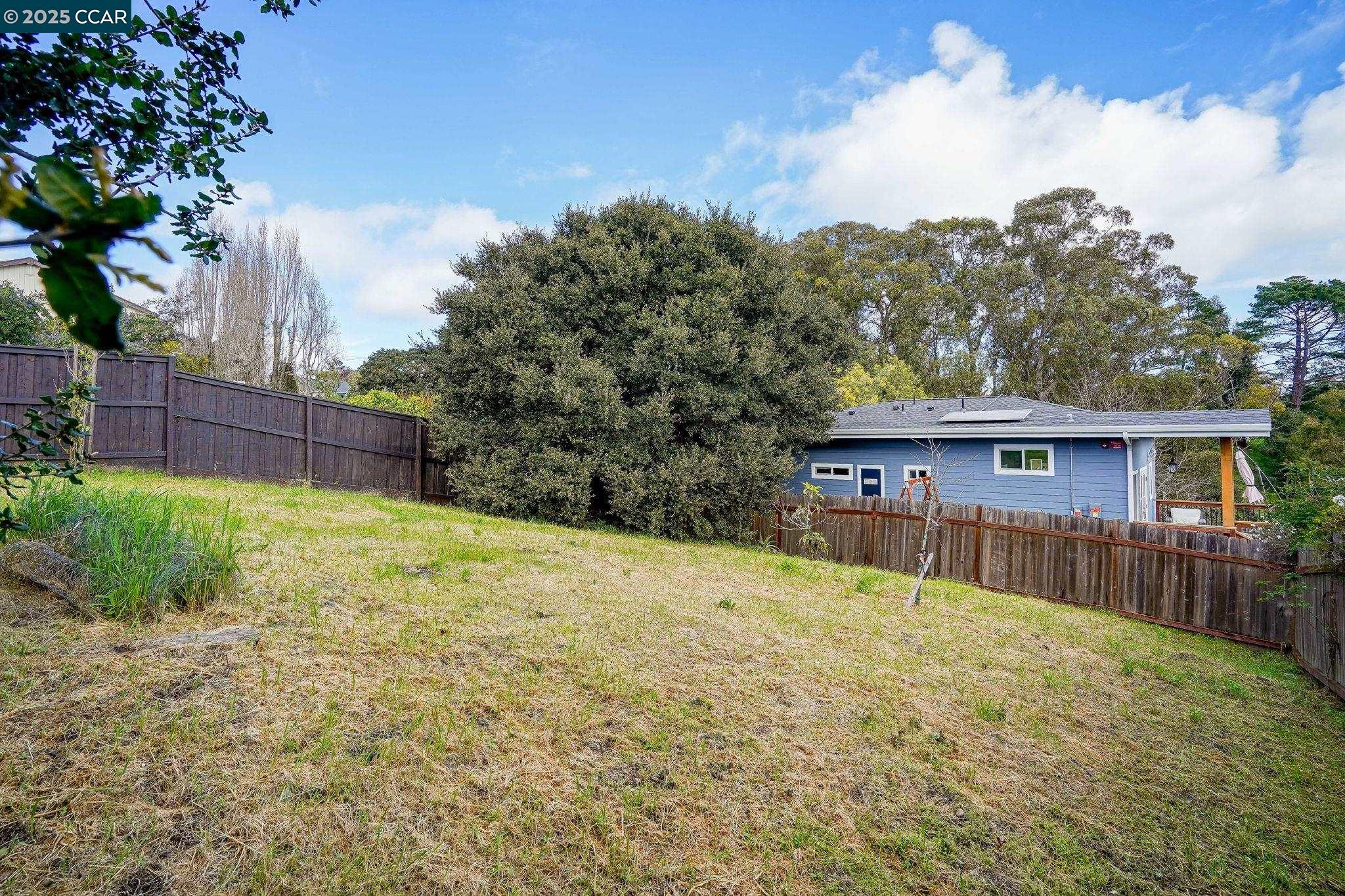 Detail Gallery Image 23 of 23 For 742 La Paloma Rd, El Sobrante,  CA 94803 - 2 Beds | 1 Baths