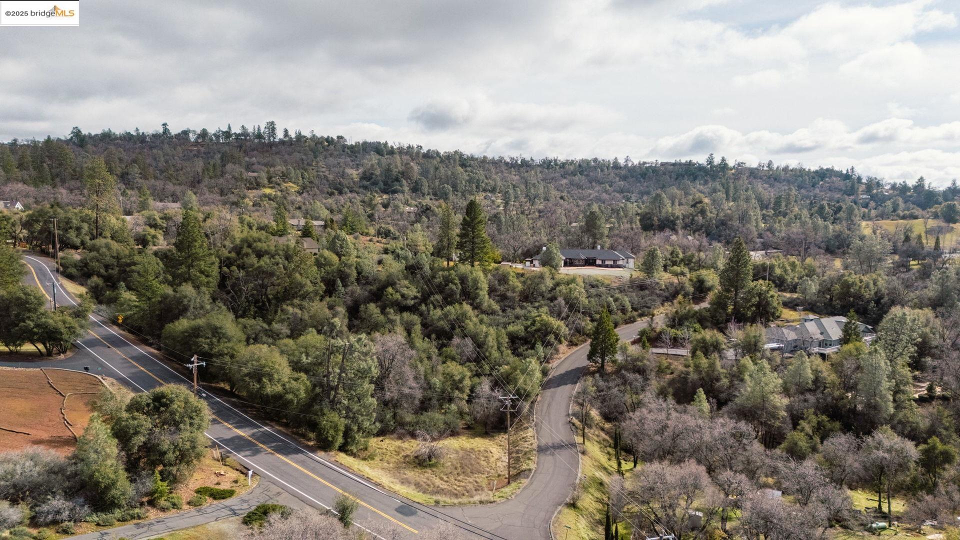 Detail Gallery Image 10 of 14 For 15870 Crestridge Ave, Sonora,  CA 95370 - – Beds | – Baths