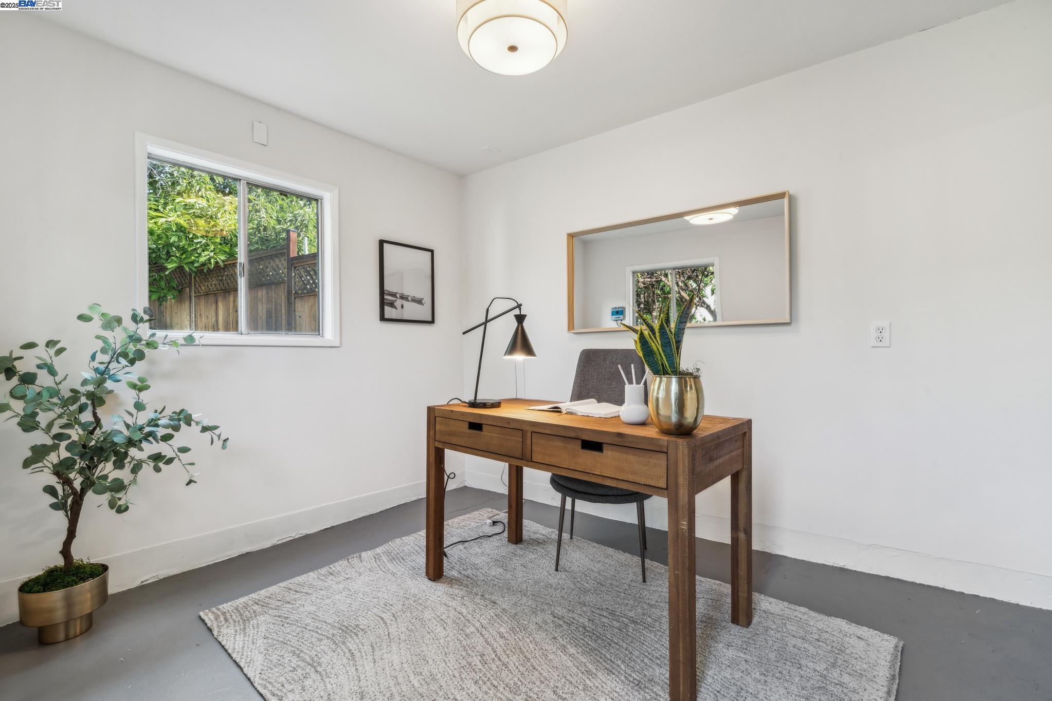 property-img