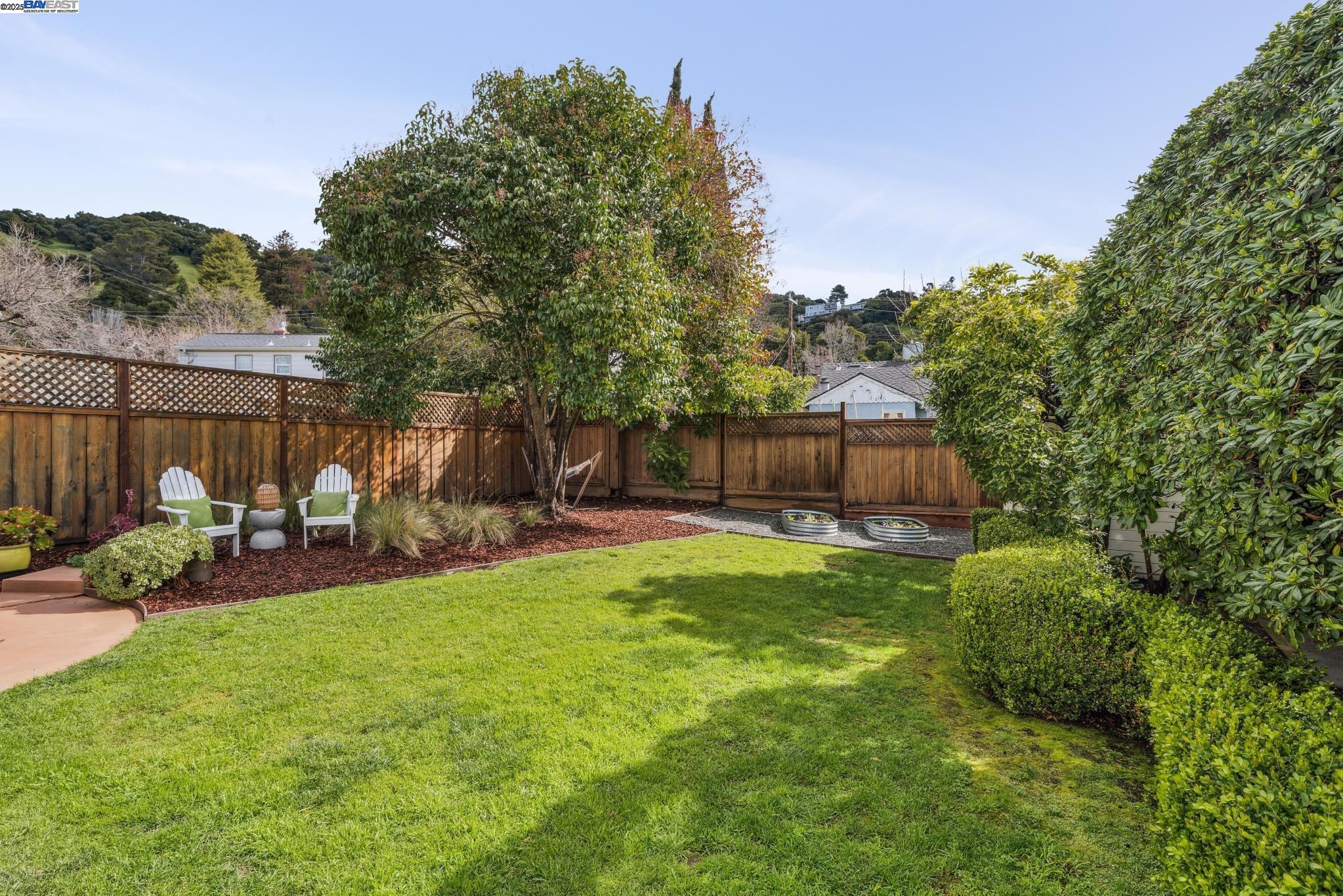 property-img