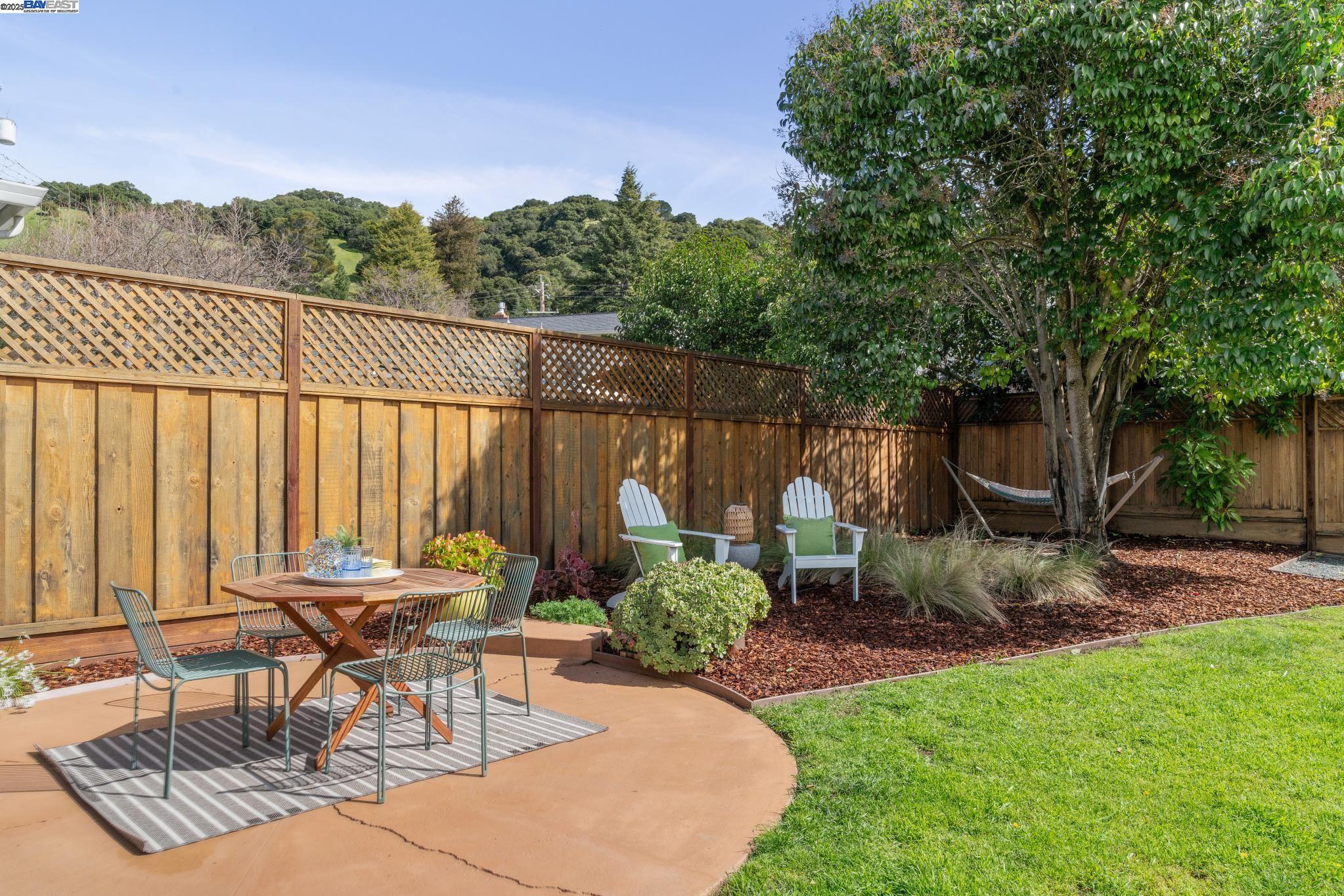 property-img