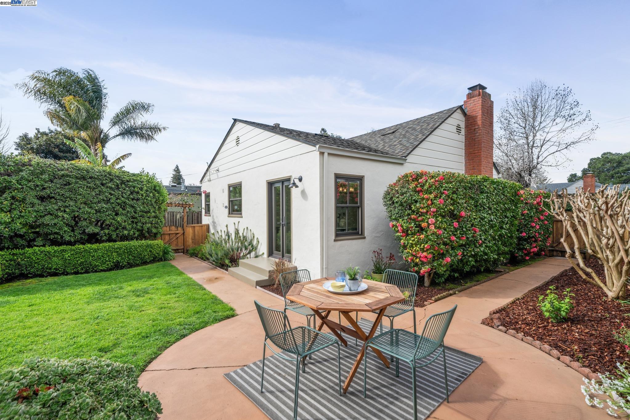 property-img