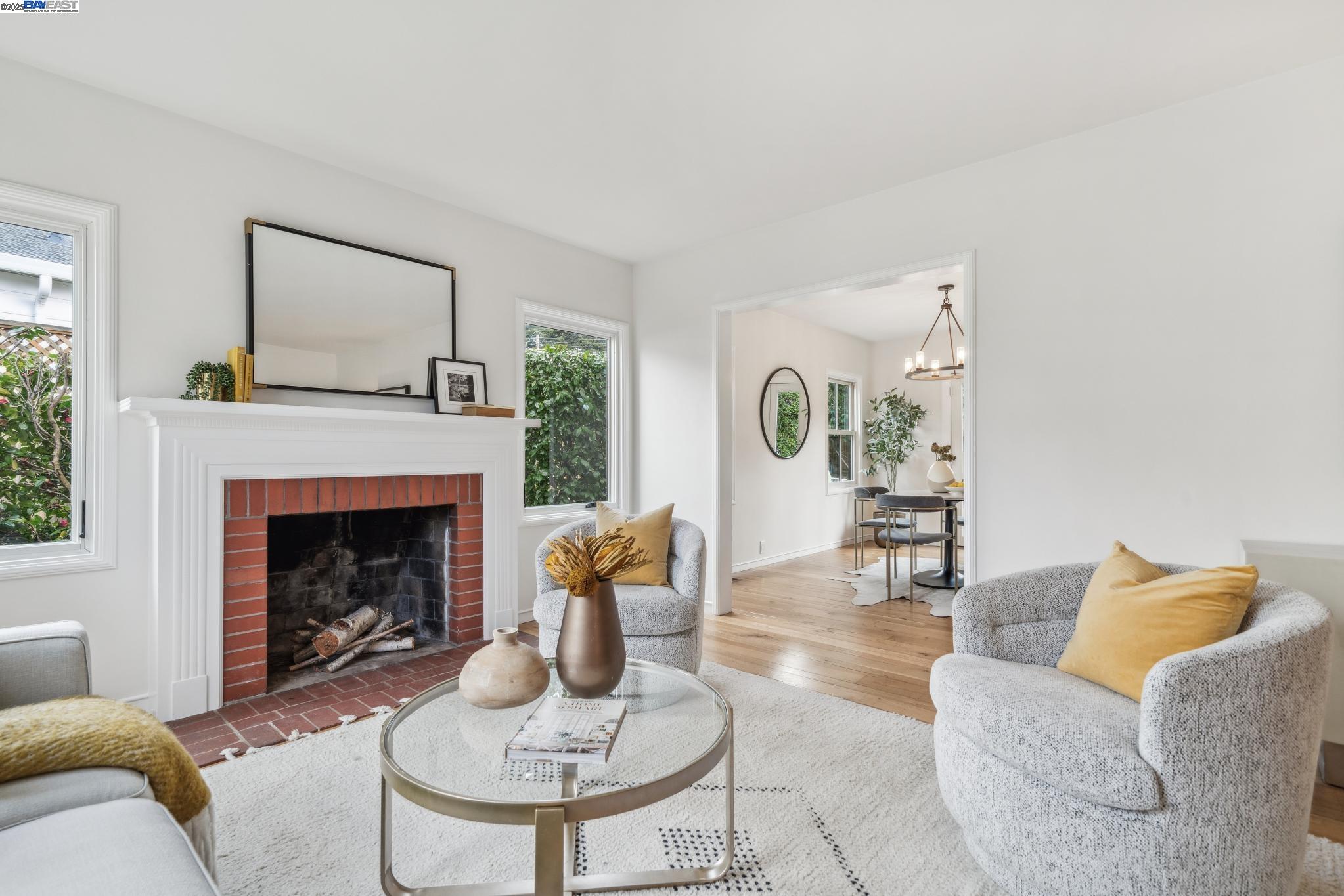 property-img