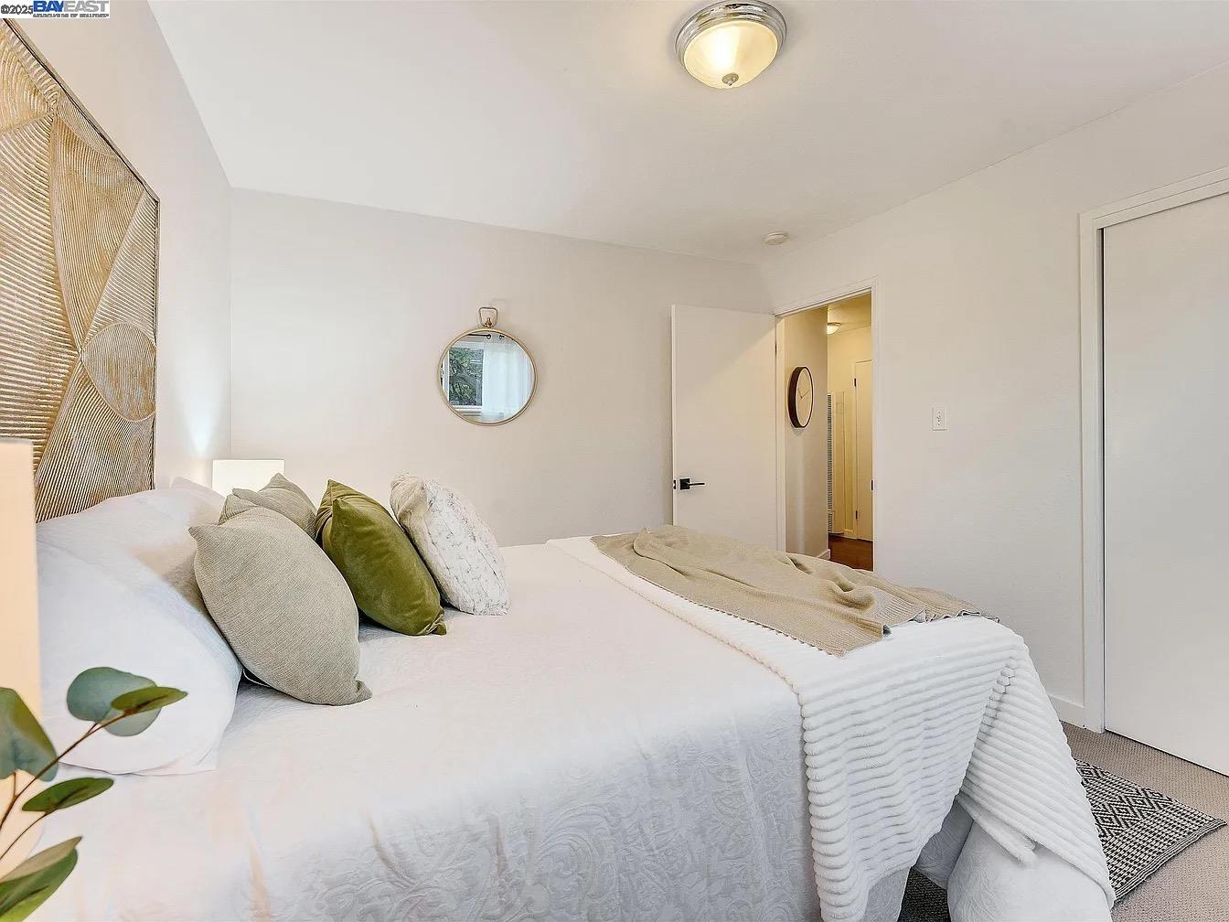 3054 Bona St # A, Oakland, California 94601, 2 Bedrooms Bedrooms, 4 Rooms Rooms,1 BathroomBathrooms,Residential,For Sale,3054 Bona St # A,41089512