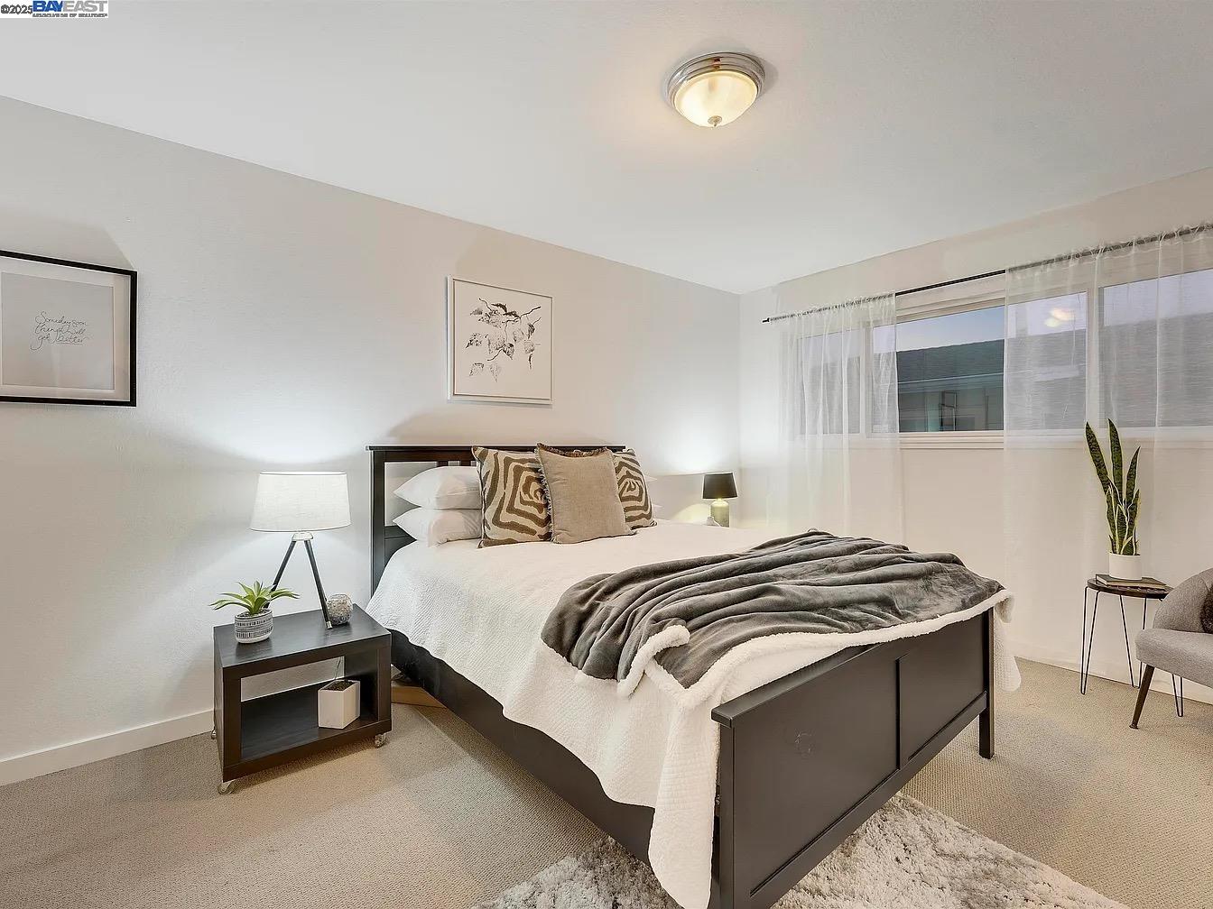 3054 Bona St # A, Oakland, California 94601, 2 Bedrooms Bedrooms, 4 Rooms Rooms,1 BathroomBathrooms,Residential,For Sale,3054 Bona St # A,41089512