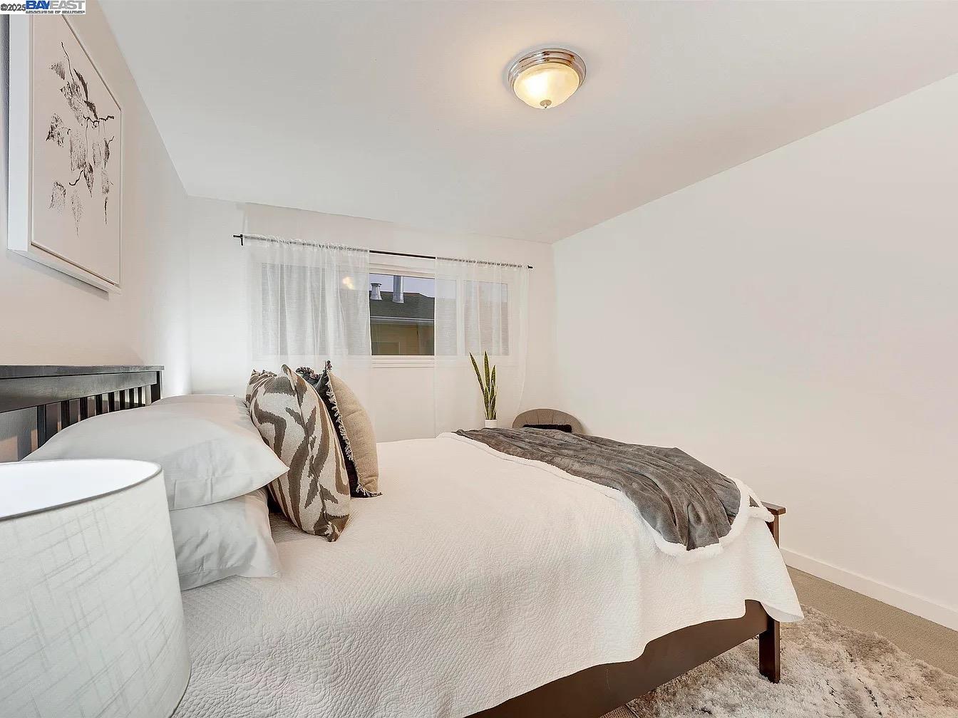 3054 Bona St # A, Oakland, California 94601, 2 Bedrooms Bedrooms, 4 Rooms Rooms,1 BathroomBathrooms,Residential,For Sale,3054 Bona St # A,41089512
