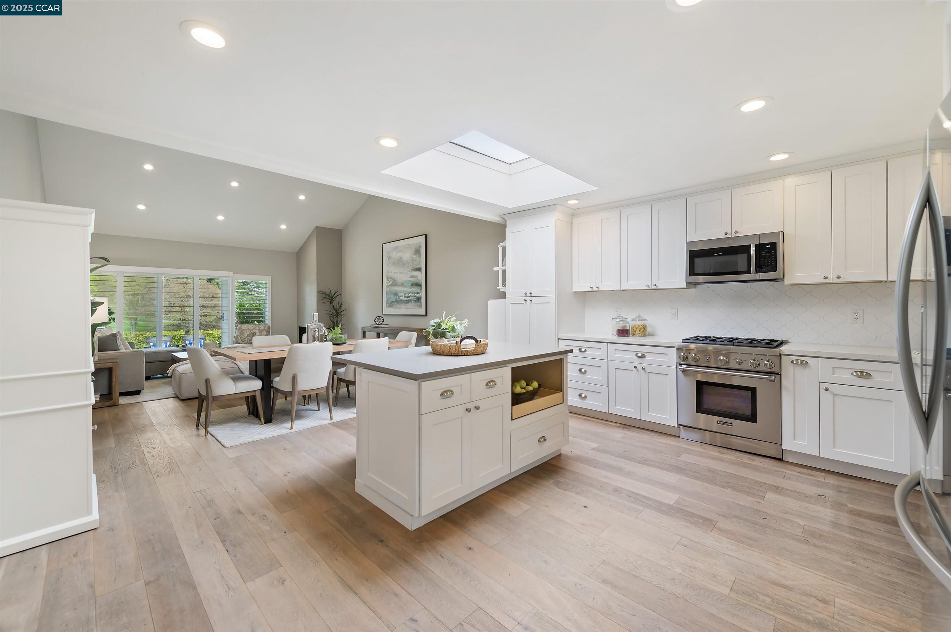 Photo #4: 41089535 Listing 