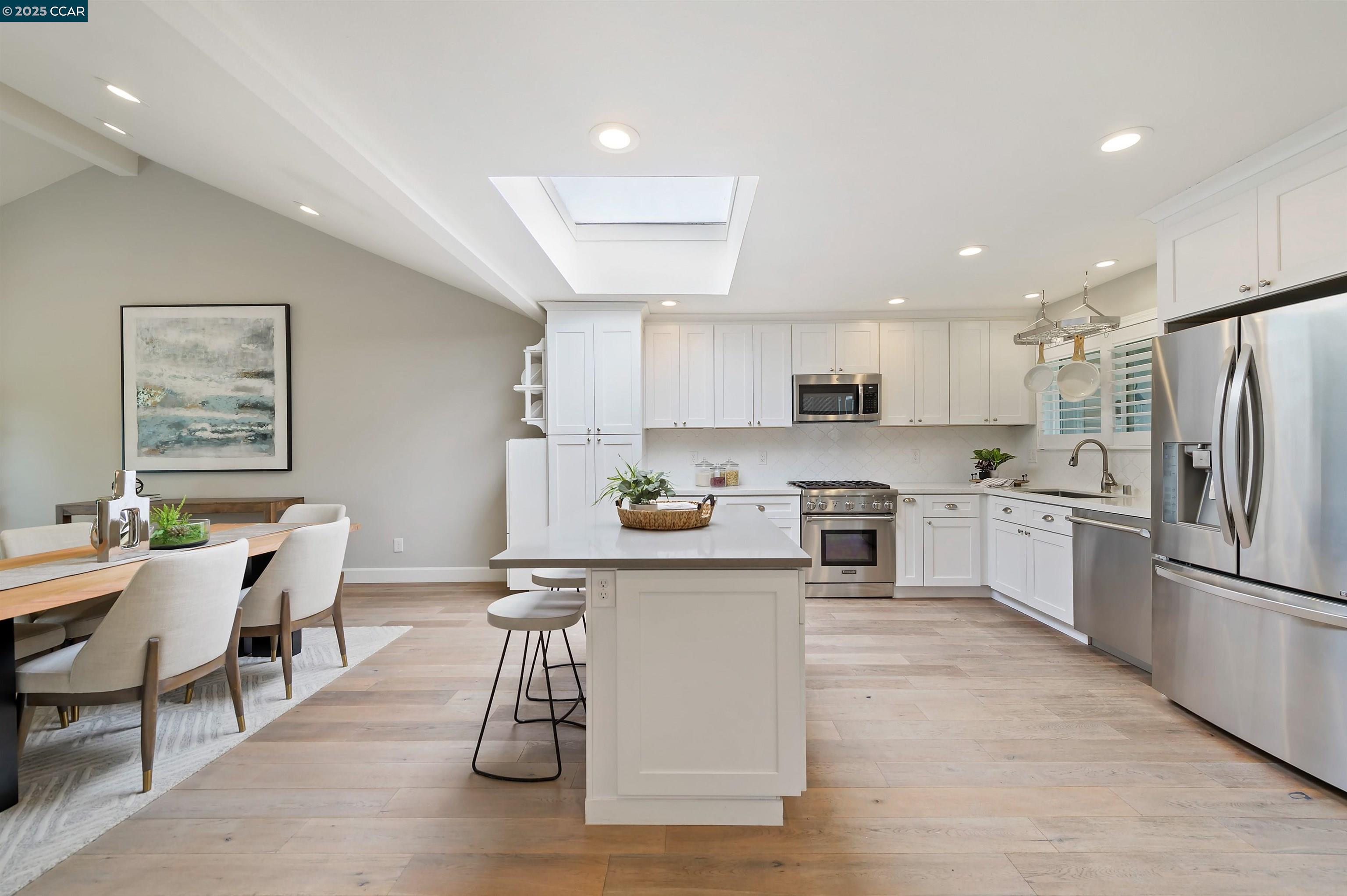 Photo #5: 41089535 Listing 