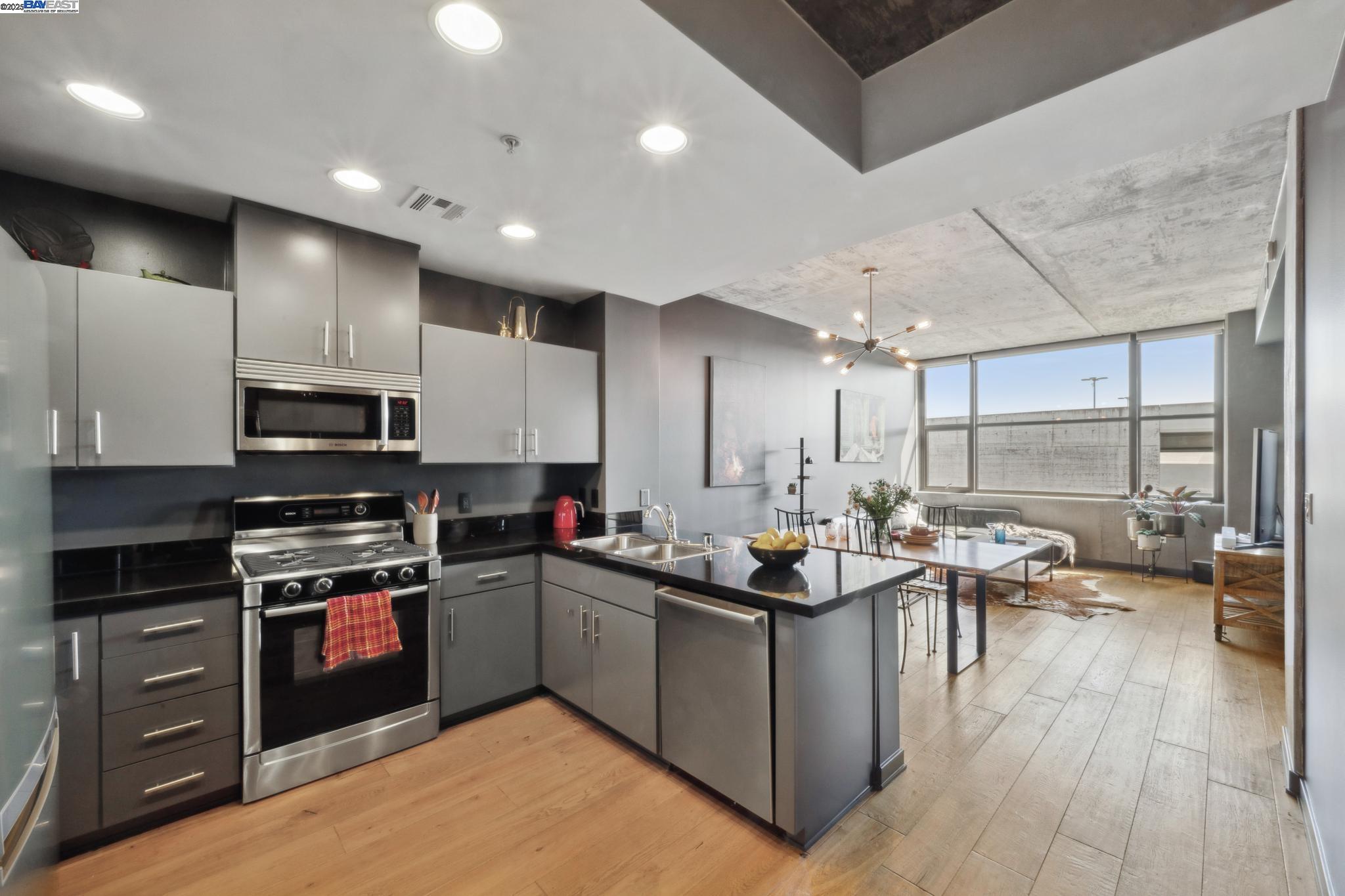 Photo #2: 41089555 Listing 