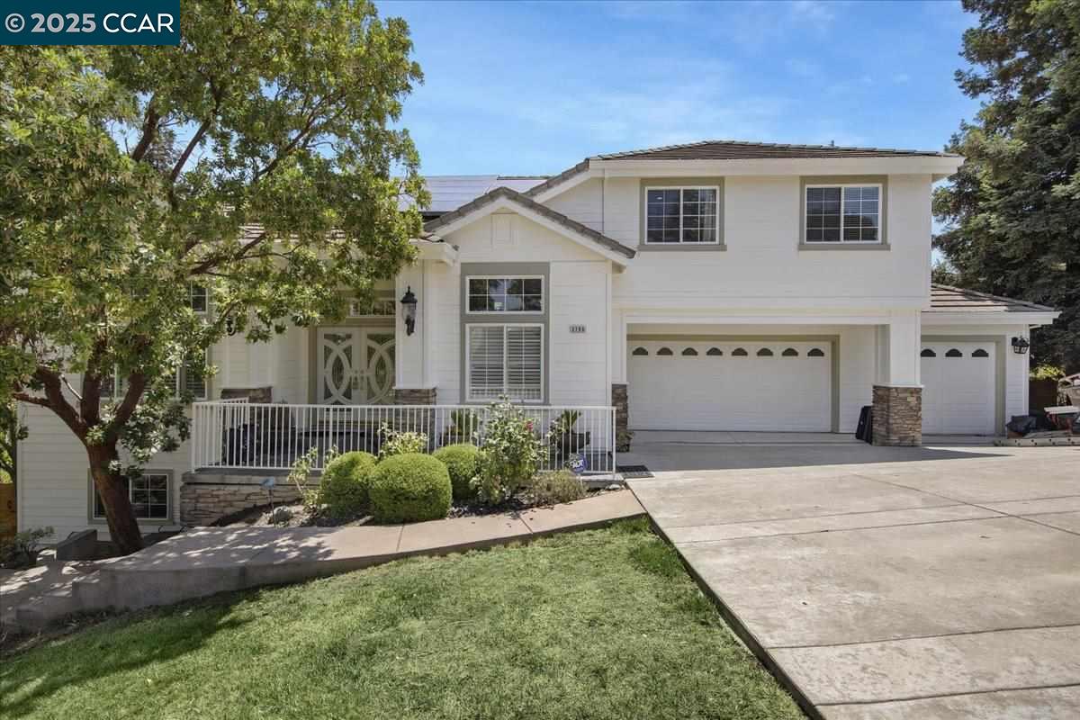 Detail Gallery Image 2 of 40 For 3796 Emery Ct, Concord,  CA 94518 - 4 Beds | 3 Baths