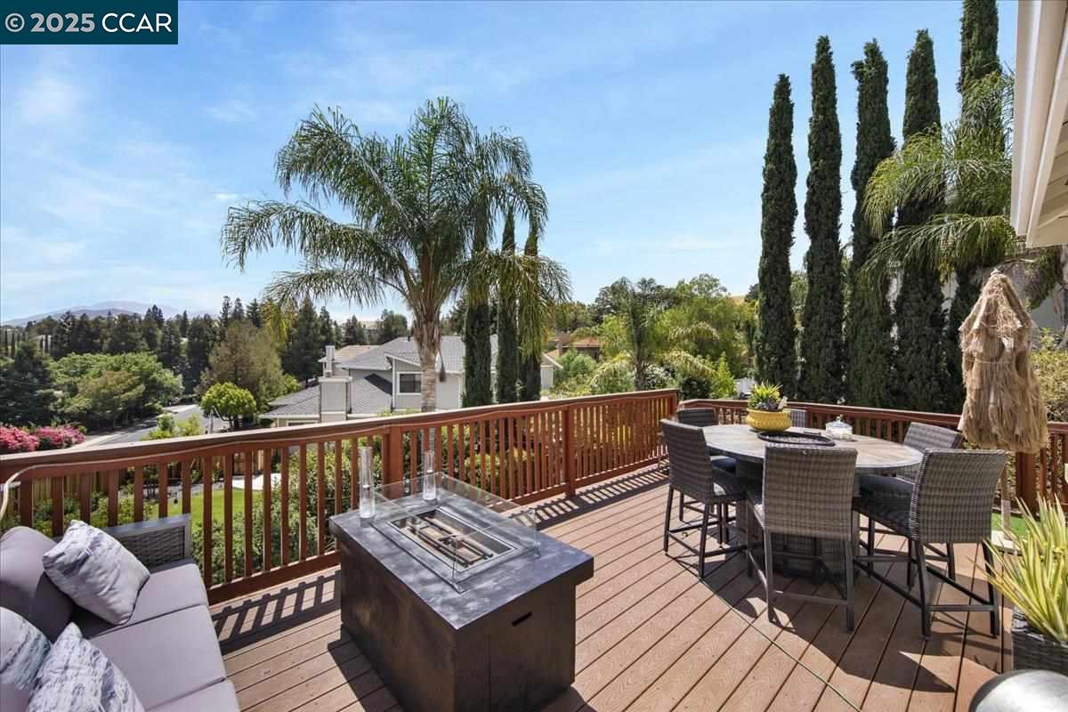 Detail Gallery Image 36 of 40 For 3796 Emery Ct, Concord,  CA 94518 - 4 Beds | 3 Baths
