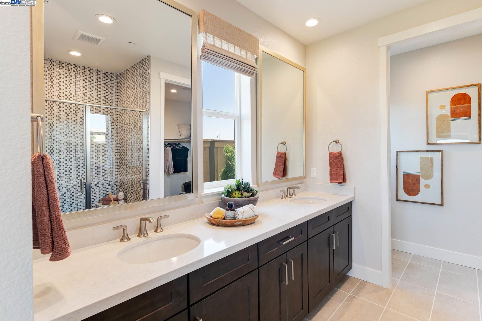 Detail Gallery Image 22 of 30 For 1361 Marceline Drive, Manteca,  CA 95336 - 2 Beds | 2 Baths