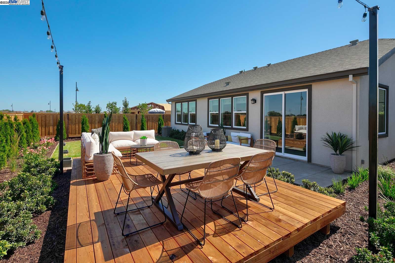 Detail Gallery Image 27 of 30 For 1361 Marceline Drive, Manteca,  CA 95336 - 2 Beds | 2 Baths