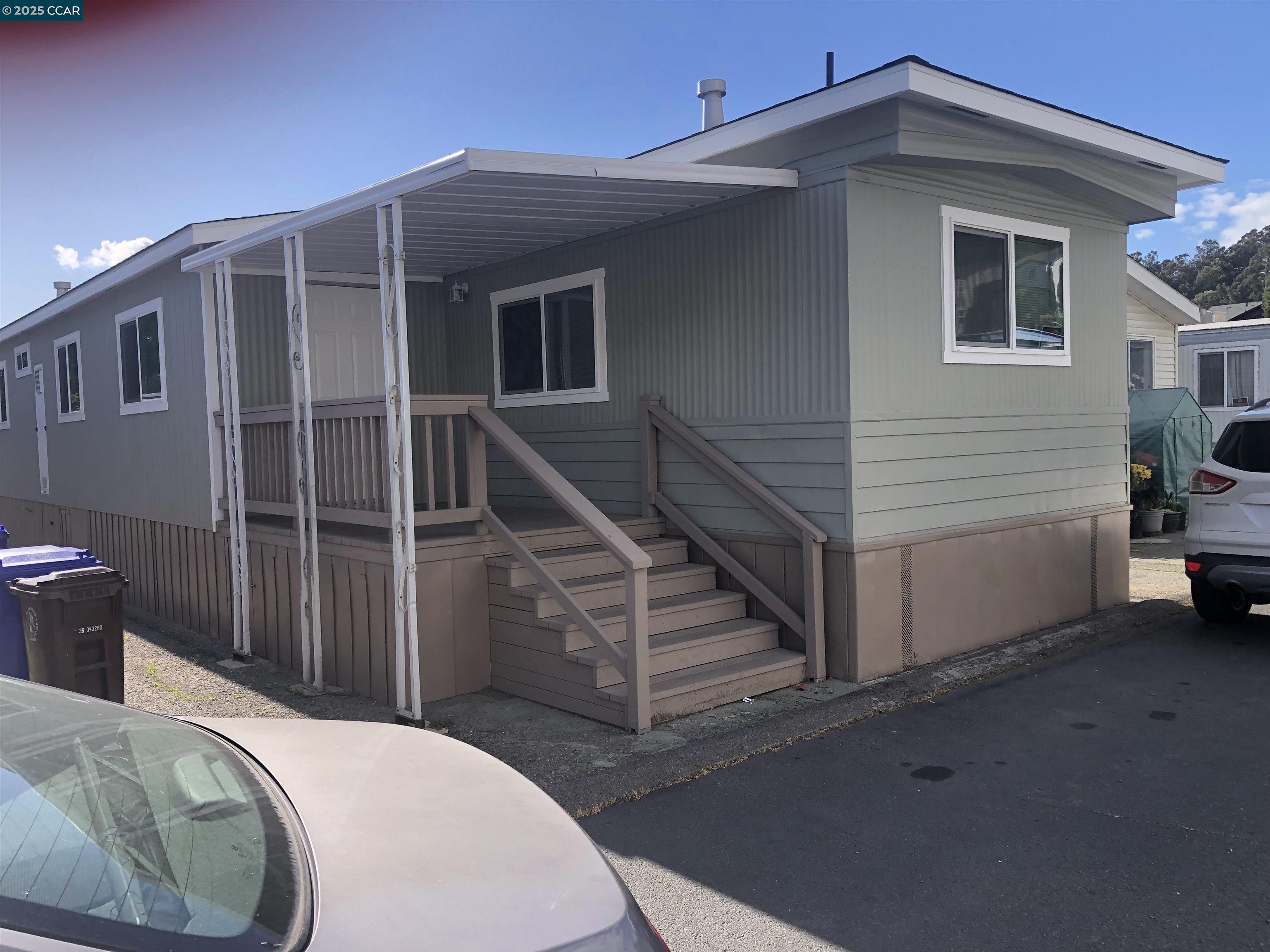 Detail Gallery Image 1 of 16 For 4556 Appian Way #36,  El Sobrante,  CA 94803 - 2 Beds | 1 Baths