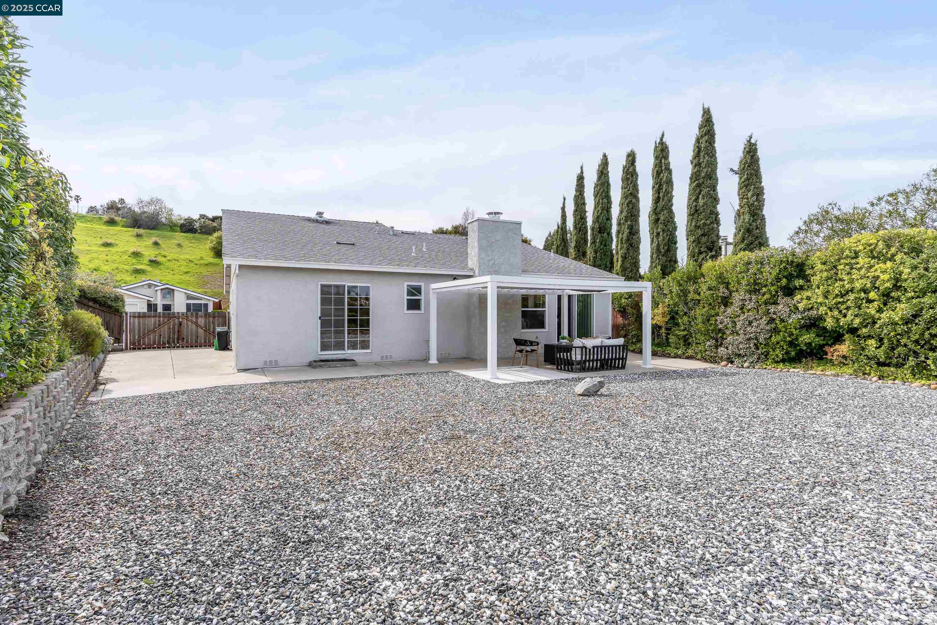 property-img