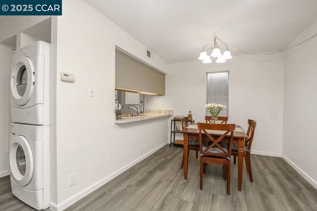 Photo #6: 41089600 Listing 