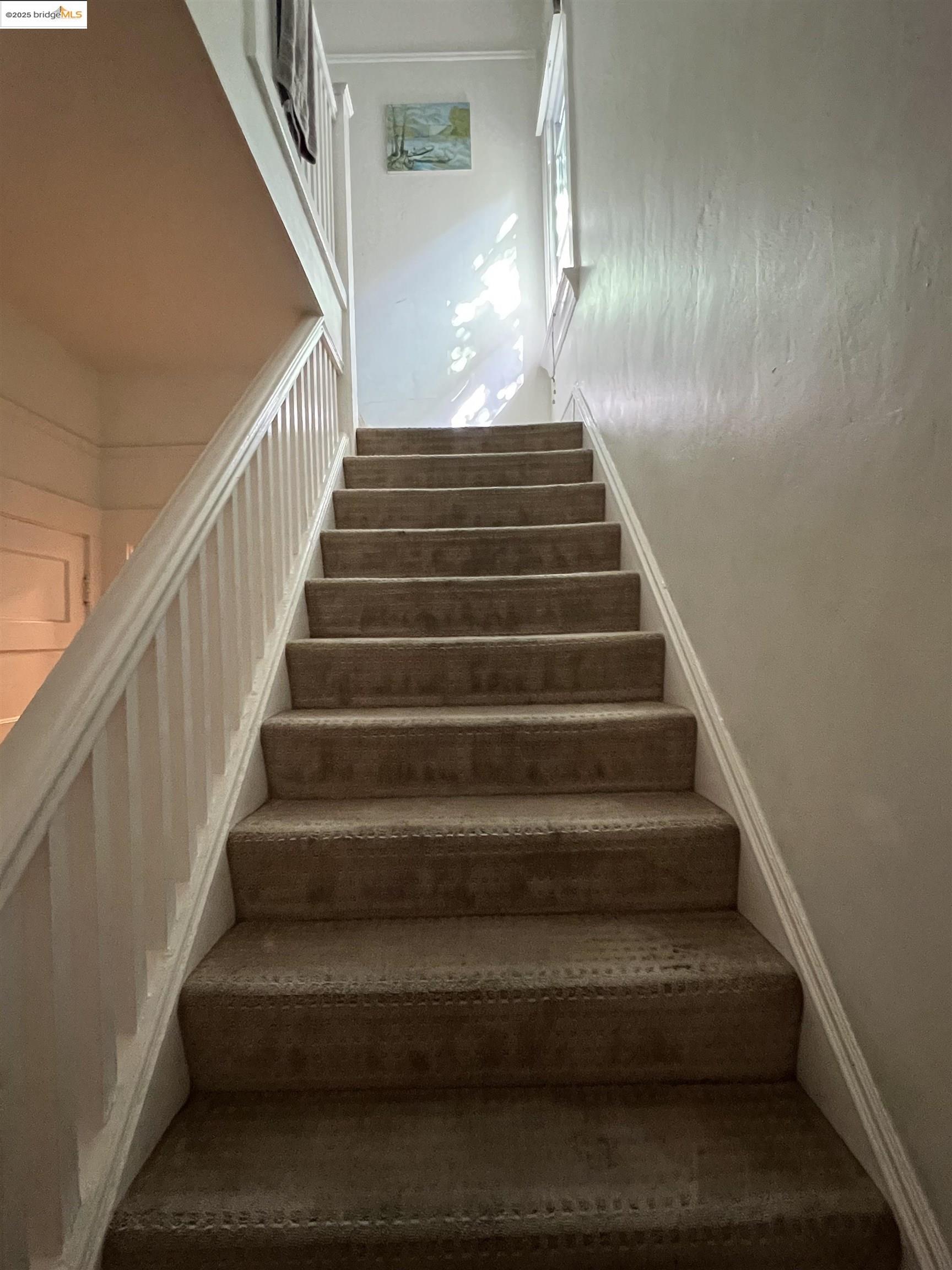 Detail Gallery Image 9 of 16 For 1941 Cedar St, Berkeley,  CA 94709 - 5 Beds | 3 Baths
