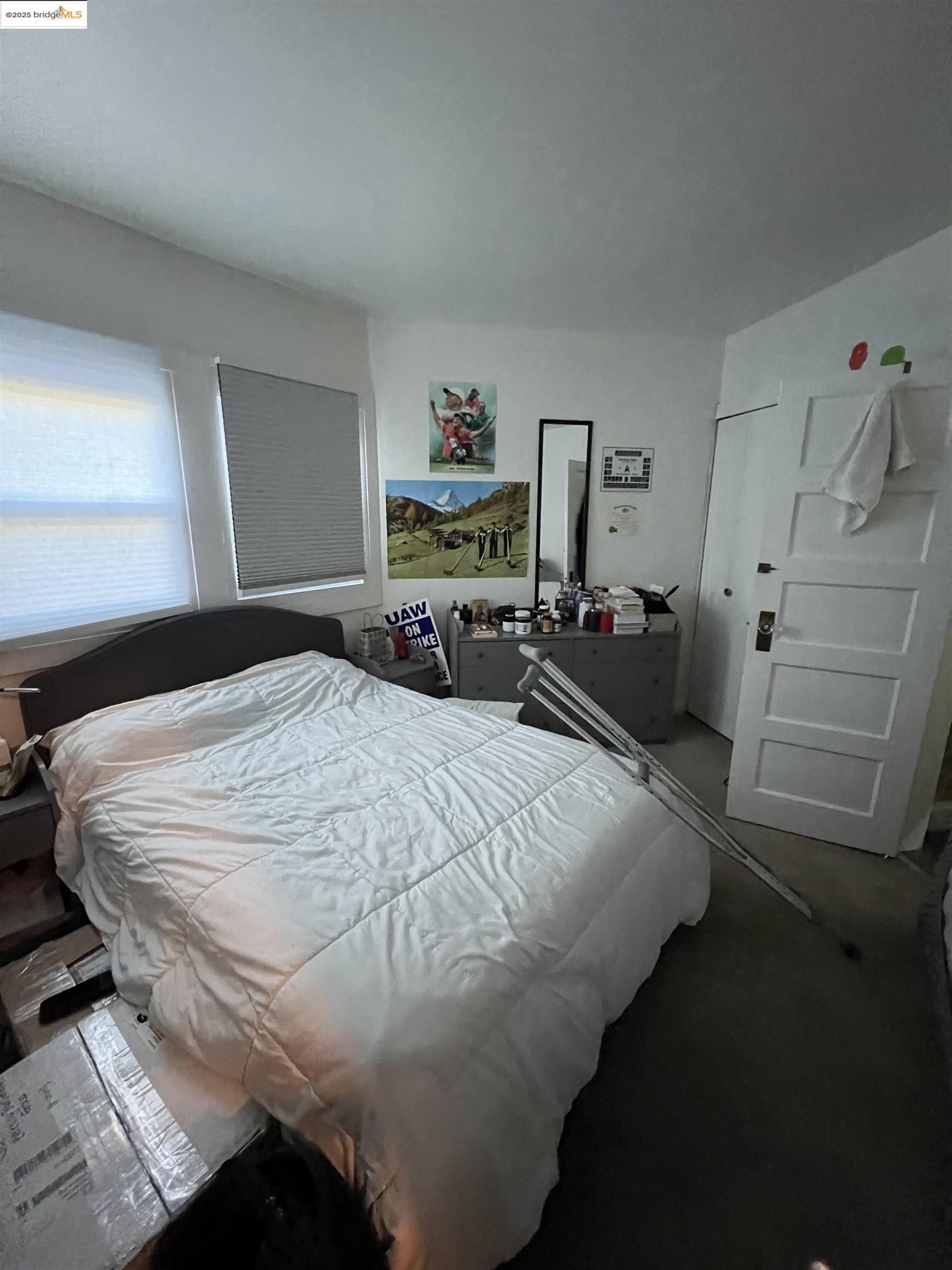 Detail Gallery Image 10 of 16 For 1941 Cedar St, Berkeley,  CA 94709 - 5 Beds | 3 Baths