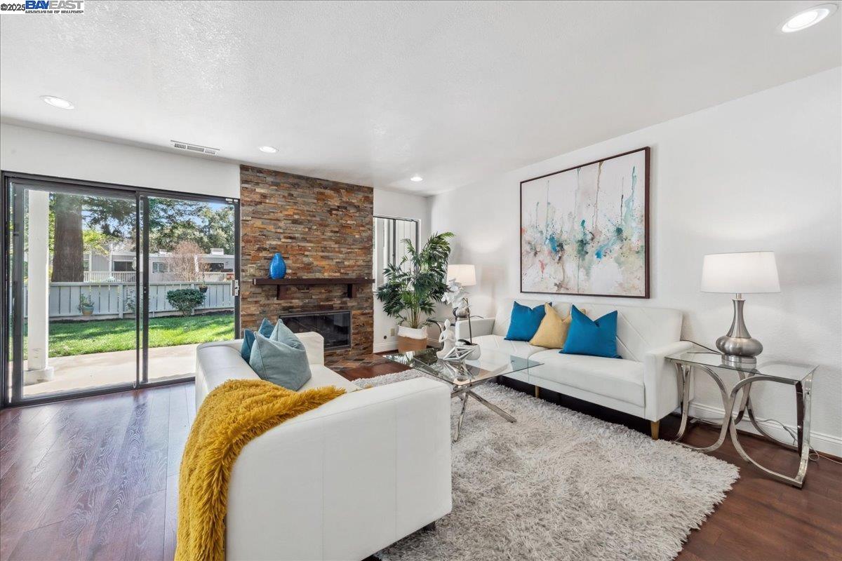 Photo #3: 41089609 Listing 