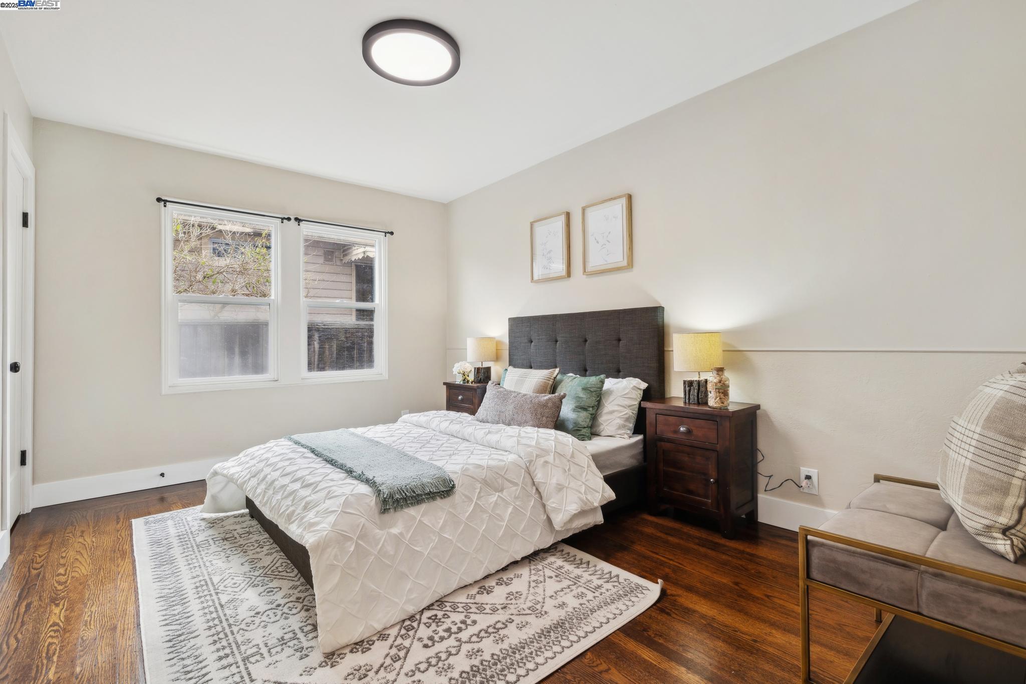 Detail Gallery Image 29 of 53 For 215 Central Ave, Alameda,  CA 94501 - 2 Beds | 1 Baths