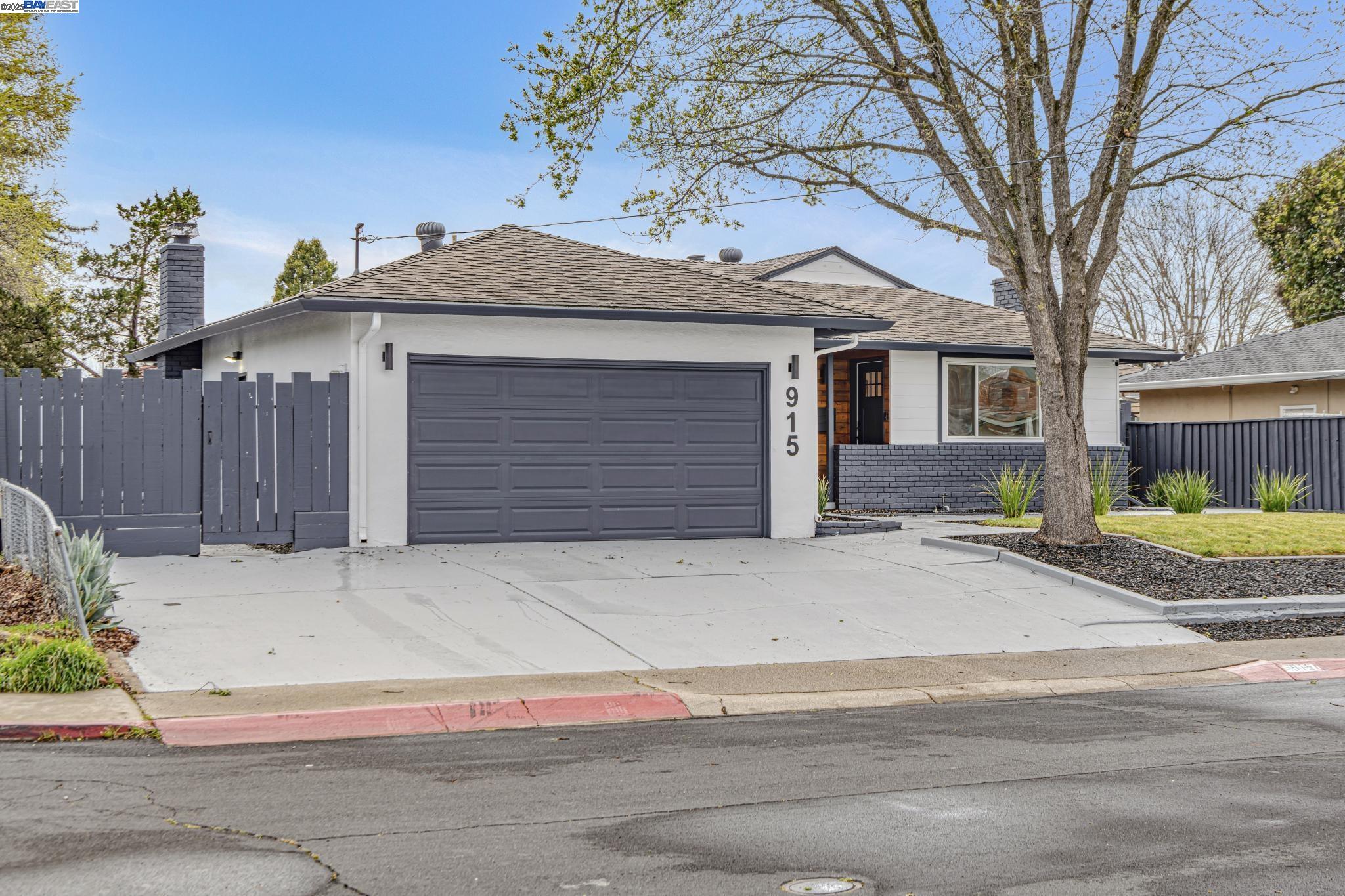 915 Honora Ave, Concord, California 94518, 3 Bedrooms Bedrooms, 6 Rooms Rooms,2 BathroomsBathrooms,Residential,For Sale,915 Honora Ave,41089627