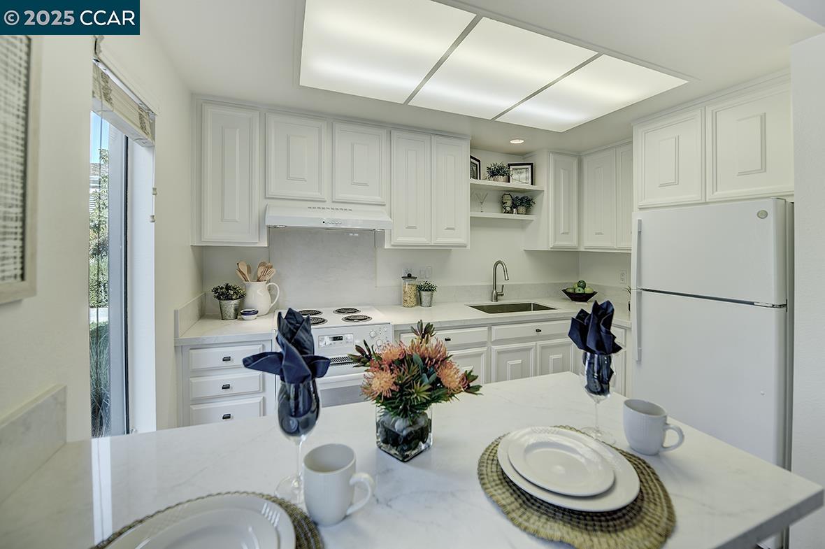 Photo #6: 41089630 Listing 
