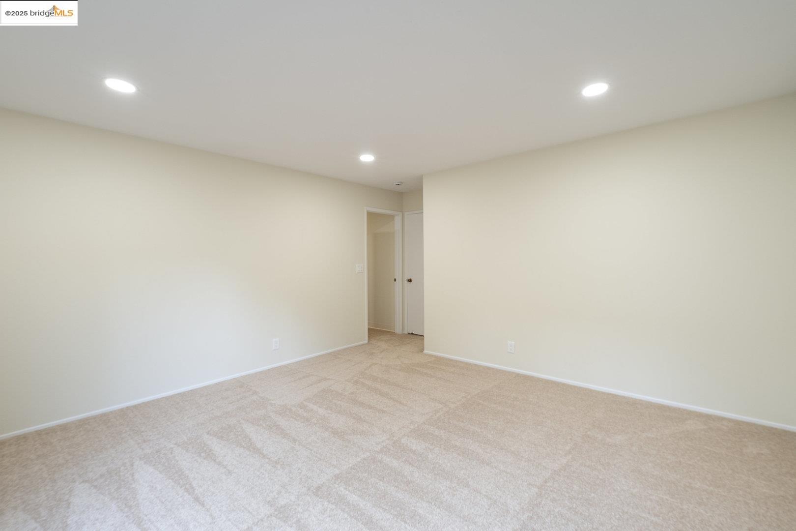 Detail Gallery Image 27 of 33 For 4 Admiral Dr #B-224,  Emeryville,  CA 94608 - 1 Beds | 1 Baths
