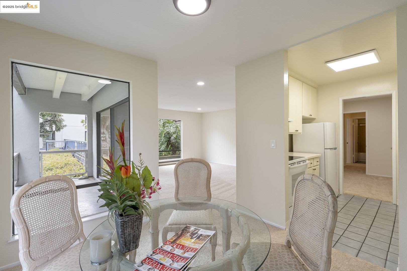 Detail Gallery Image 6 of 33 For 4 Admiral Dr #B-224,  Emeryville,  CA 94608 - 1 Beds | 1 Baths