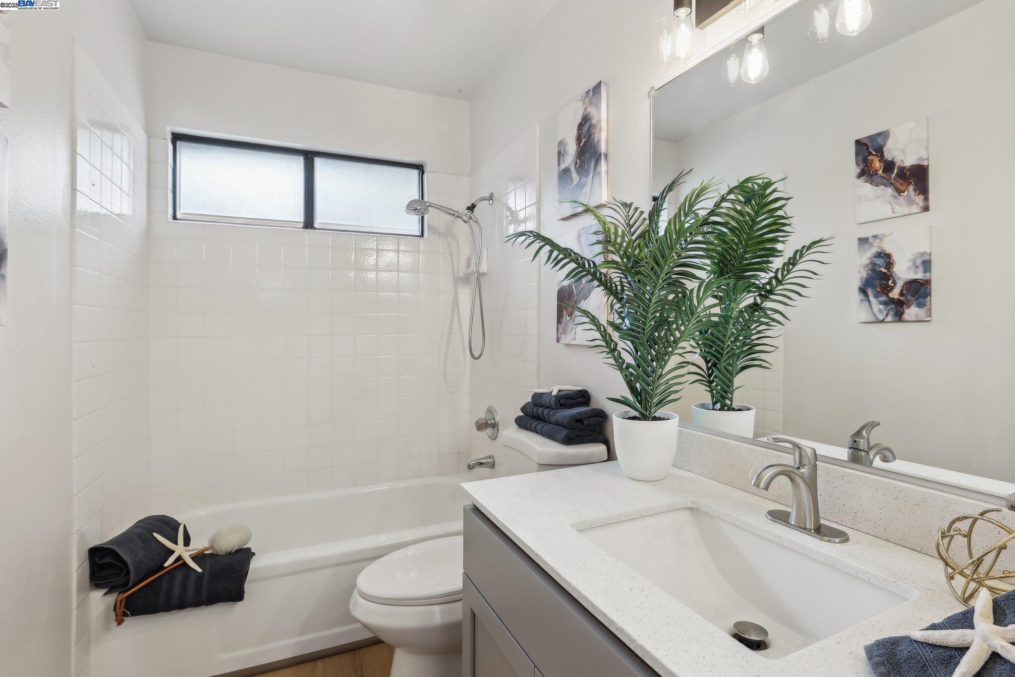 Photo #15: 41089648 Listing: Photo #15