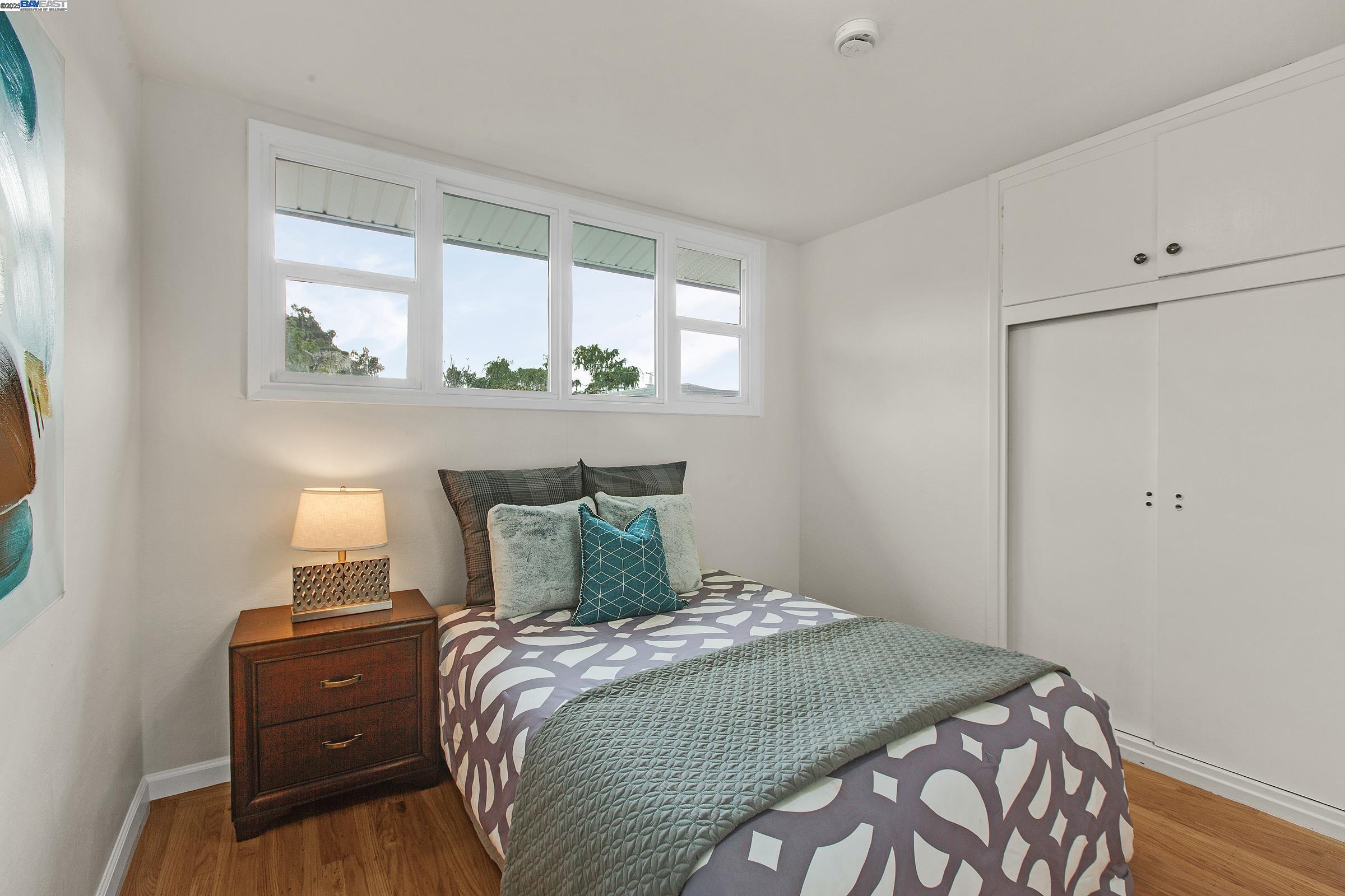 Detail Gallery Image 22 of 53 For 30847 Prestwick Ave, Hayward,  CA 94544 - 6 Beds | 2 Baths