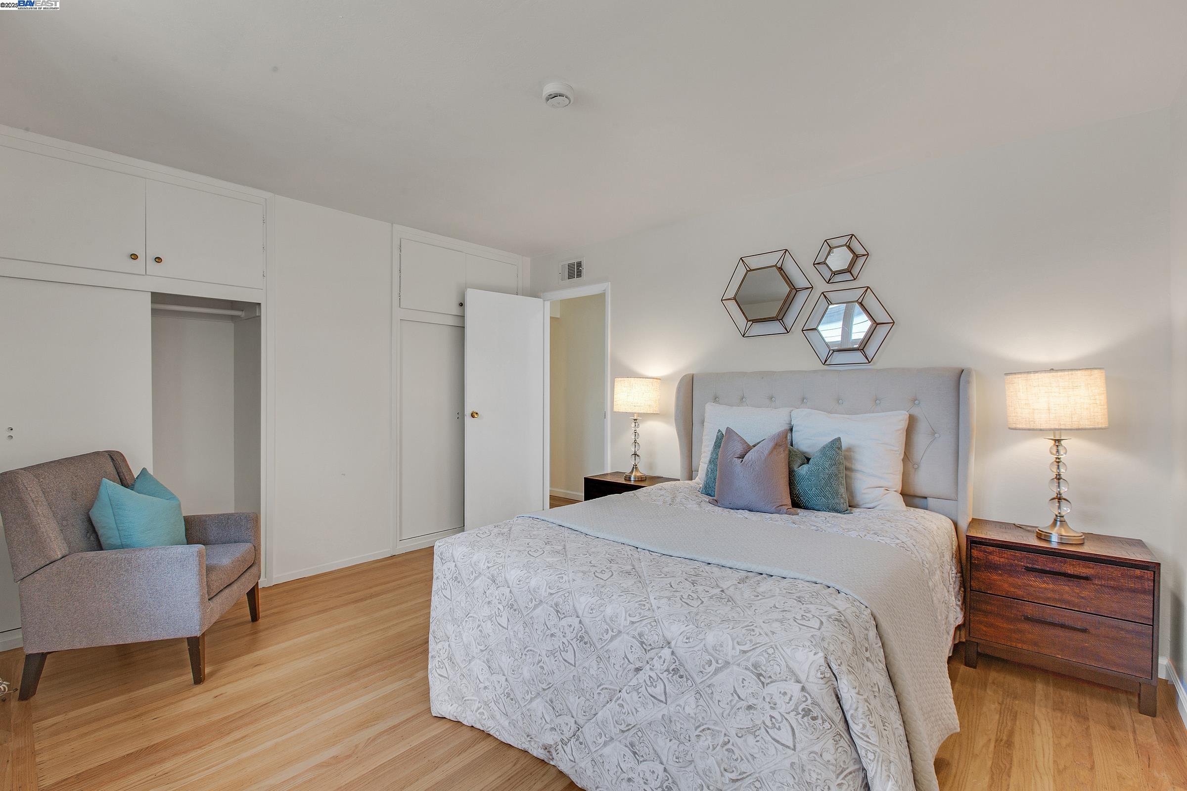 Detail Gallery Image 24 of 53 For 30847 Prestwick Ave, Hayward,  CA 94544 - 6 Beds | 2 Baths