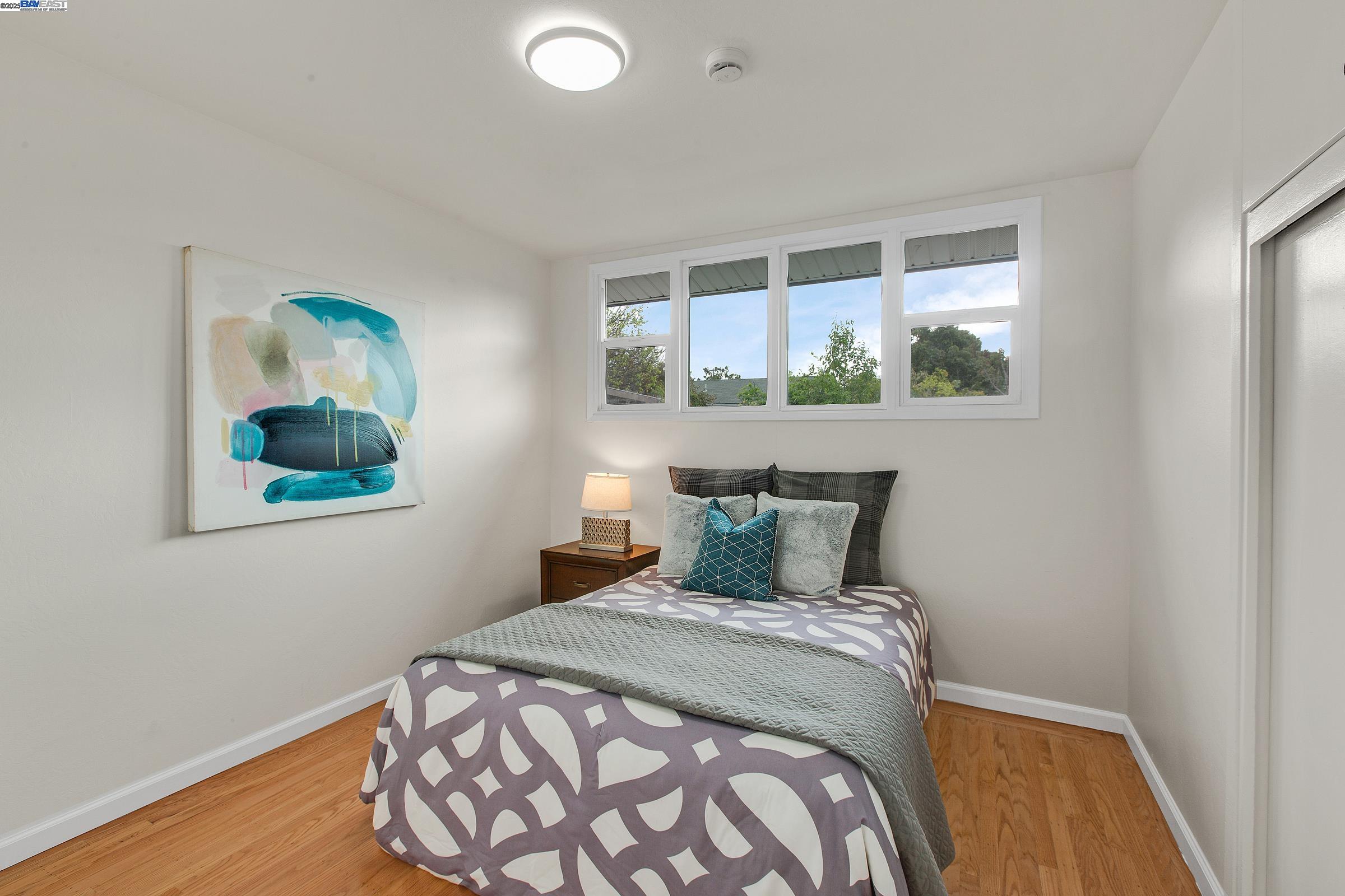 Detail Gallery Image 25 of 53 For 30847 Prestwick Ave, Hayward,  CA 94544 - 6 Beds | 2 Baths