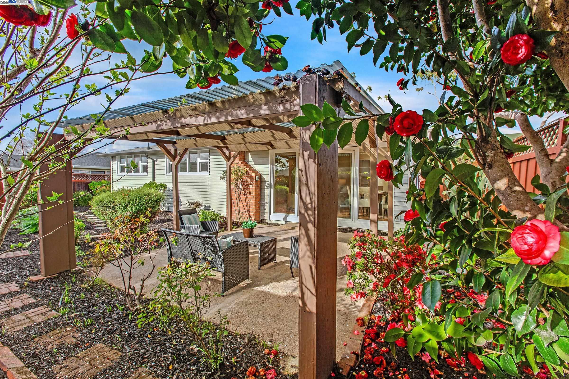 Detail Gallery Image 38 of 53 For 30847 Prestwick Ave, Hayward,  CA 94544 - 6 Beds | 2 Baths