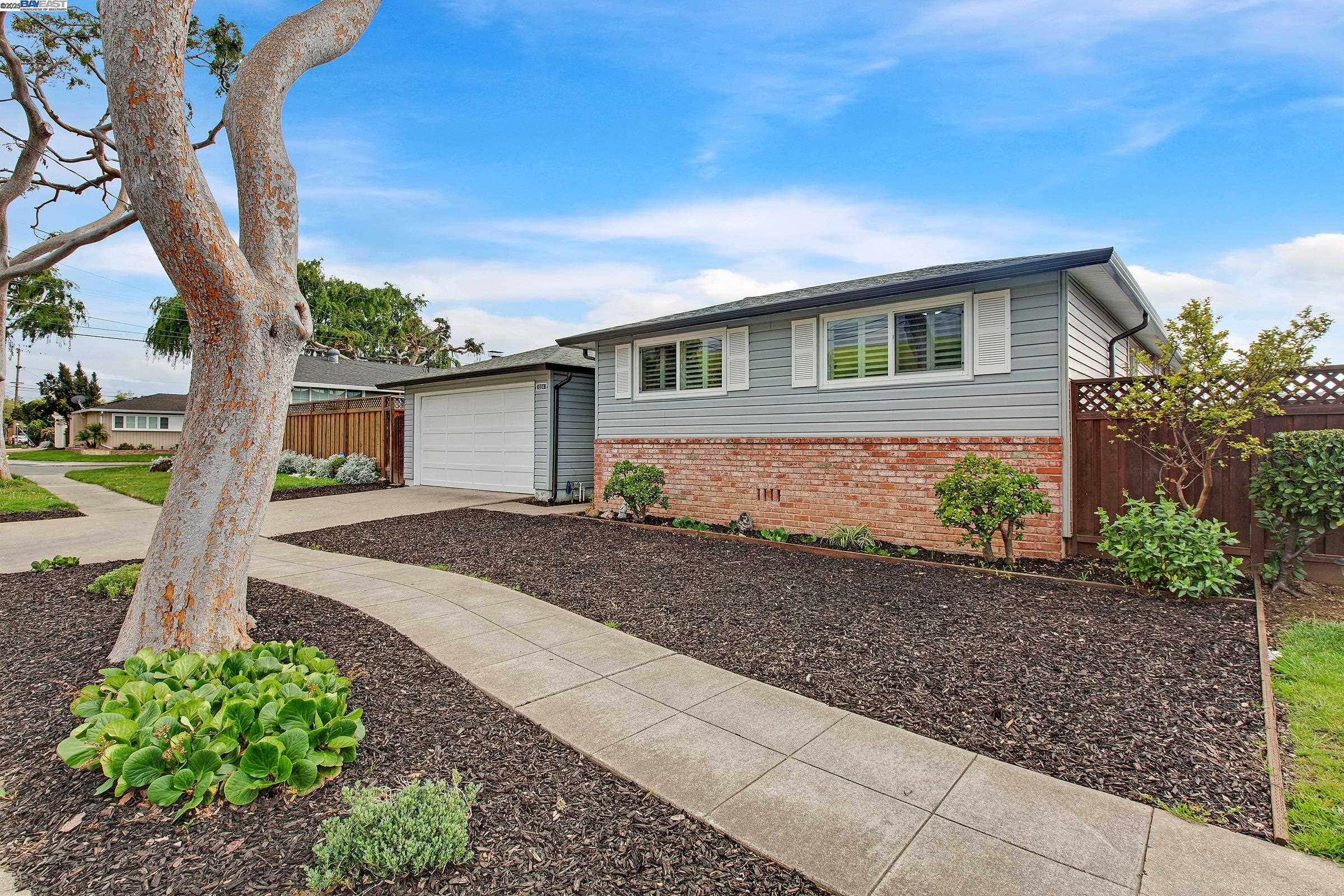 Detail Gallery Image 40 of 53 For 30847 Prestwick Ave, Hayward,  CA 94544 - 6 Beds | 2 Baths