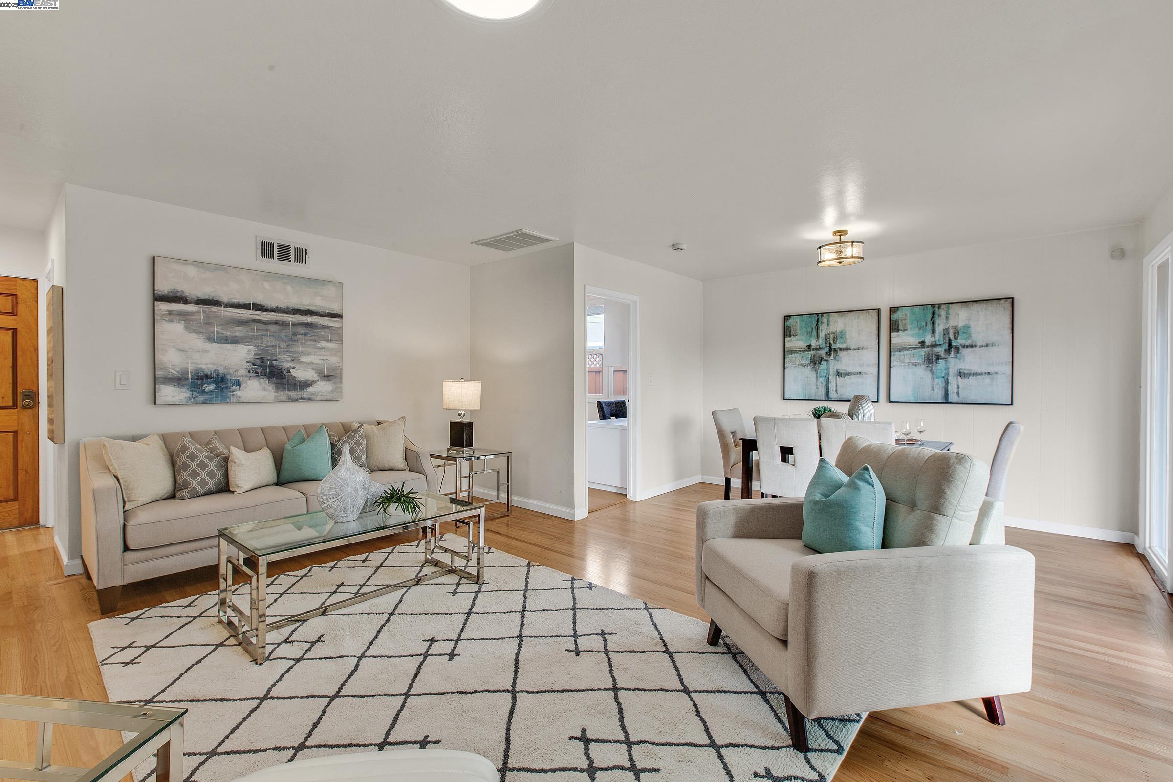 Detail Gallery Image 5 of 53 For 30847 Prestwick Ave, Hayward,  CA 94544 - 6 Beds | 2 Baths