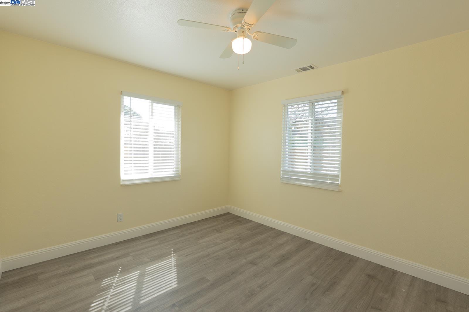 Detail Gallery Image 17 of 32 For 2410 Lucerne, Stockton,  CA 95203 - 3 Beds | 1 Baths