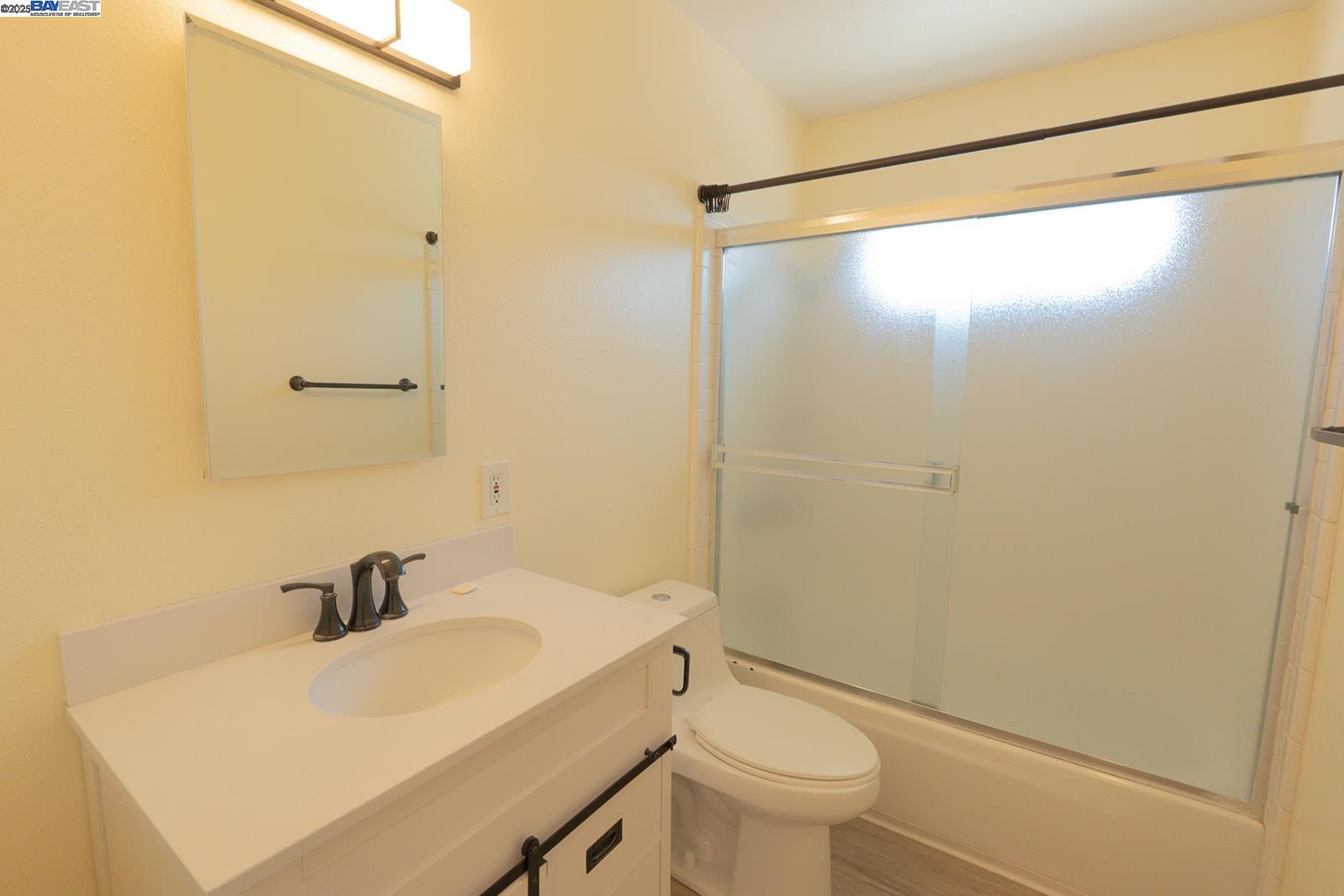 Detail Gallery Image 19 of 32 For 2410 Lucerne, Stockton,  CA 95203 - 3 Beds | 1 Baths