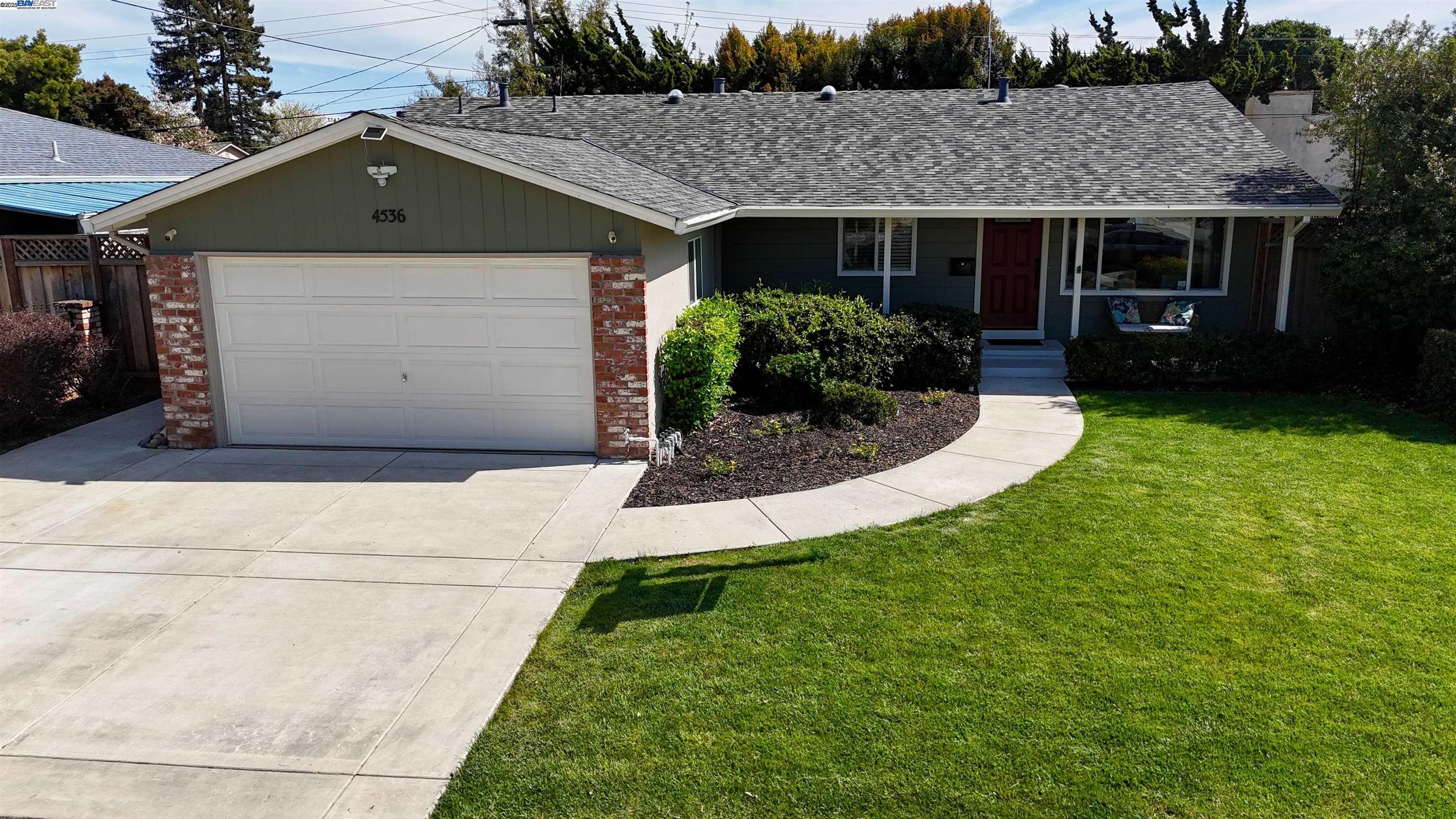 Detail Gallery Image 1 of 1 For 4536 Val, Fremont,  CA 94538 - 3 Beds | 2 Baths