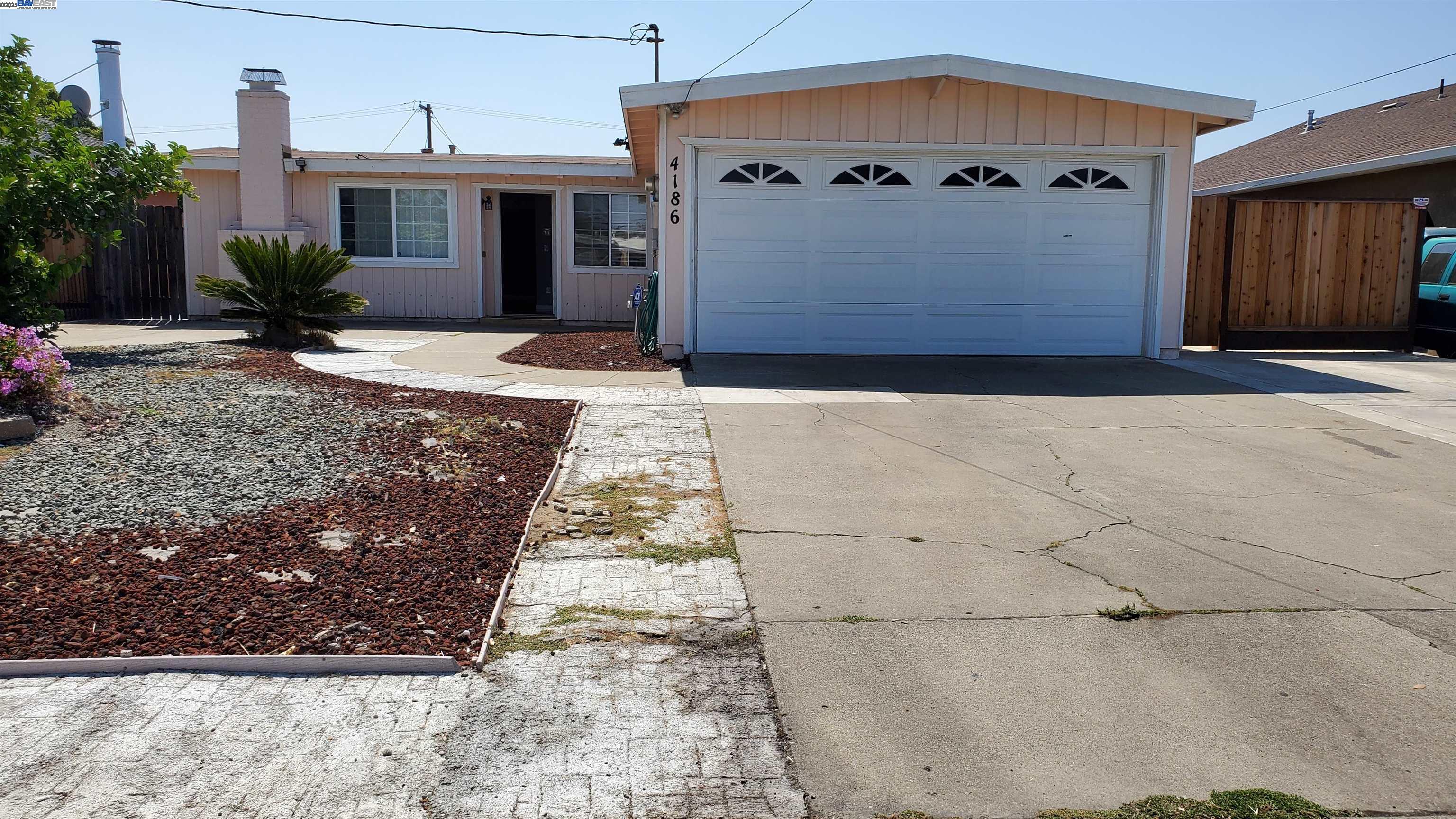 Detail Gallery Image 1 of 39 For 4186 Hawkins St, Fremont,  CA 94538 - 4 Beds | 2 Baths