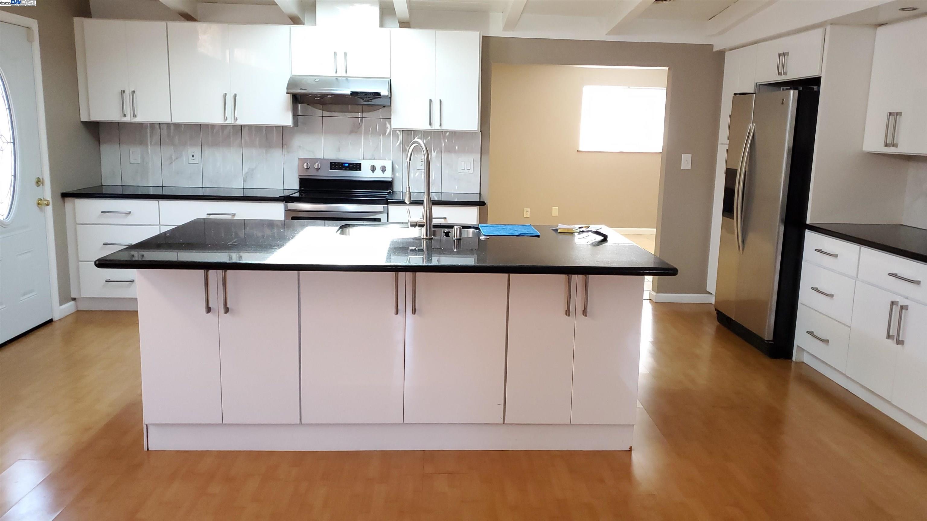 Detail Gallery Image 21 of 39 For 4186 Hawkins St, Fremont,  CA 94538 - 4 Beds | 2 Baths