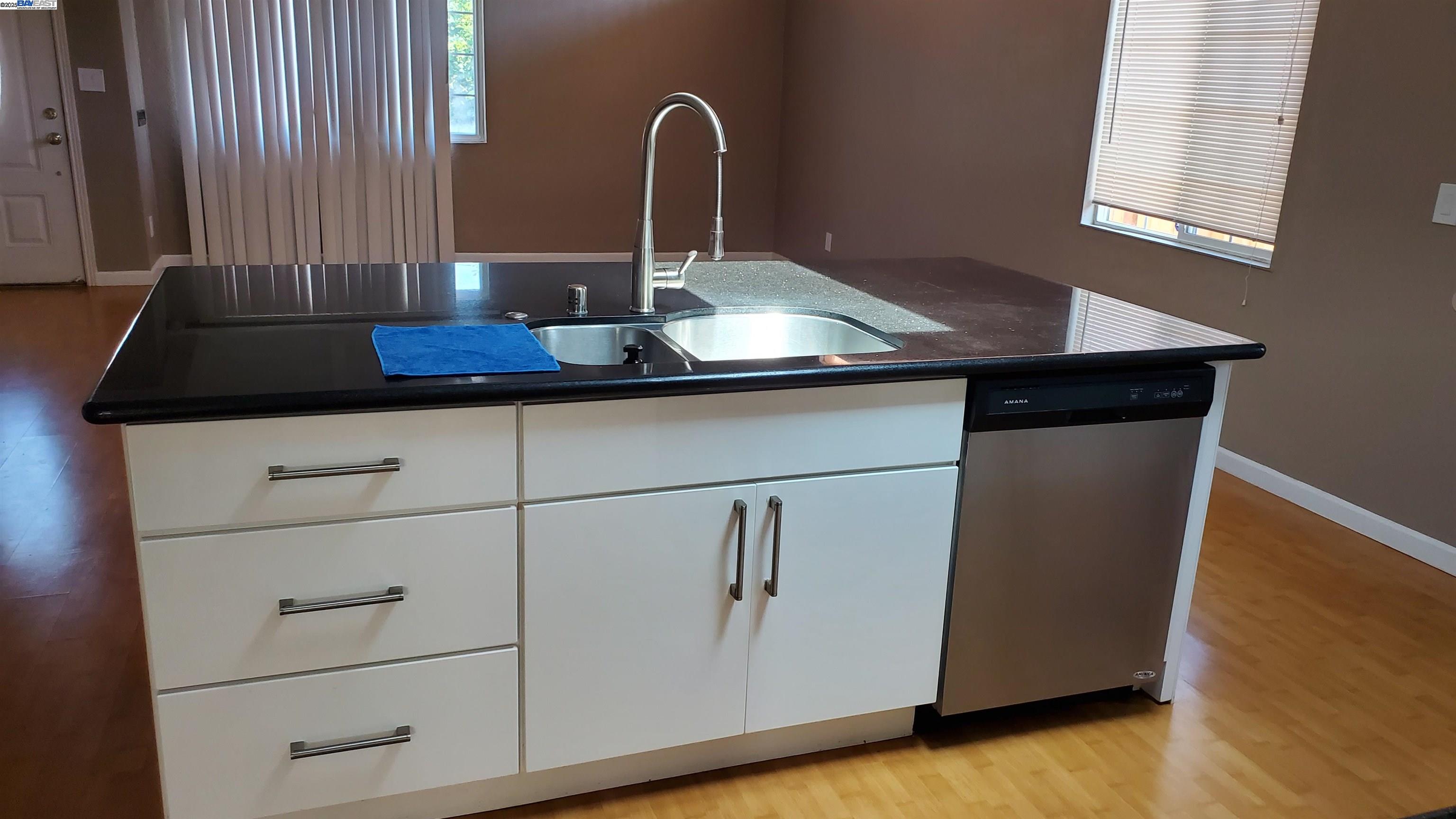 Detail Gallery Image 24 of 39 For 4186 Hawkins St, Fremont,  CA 94538 - 4 Beds | 2 Baths