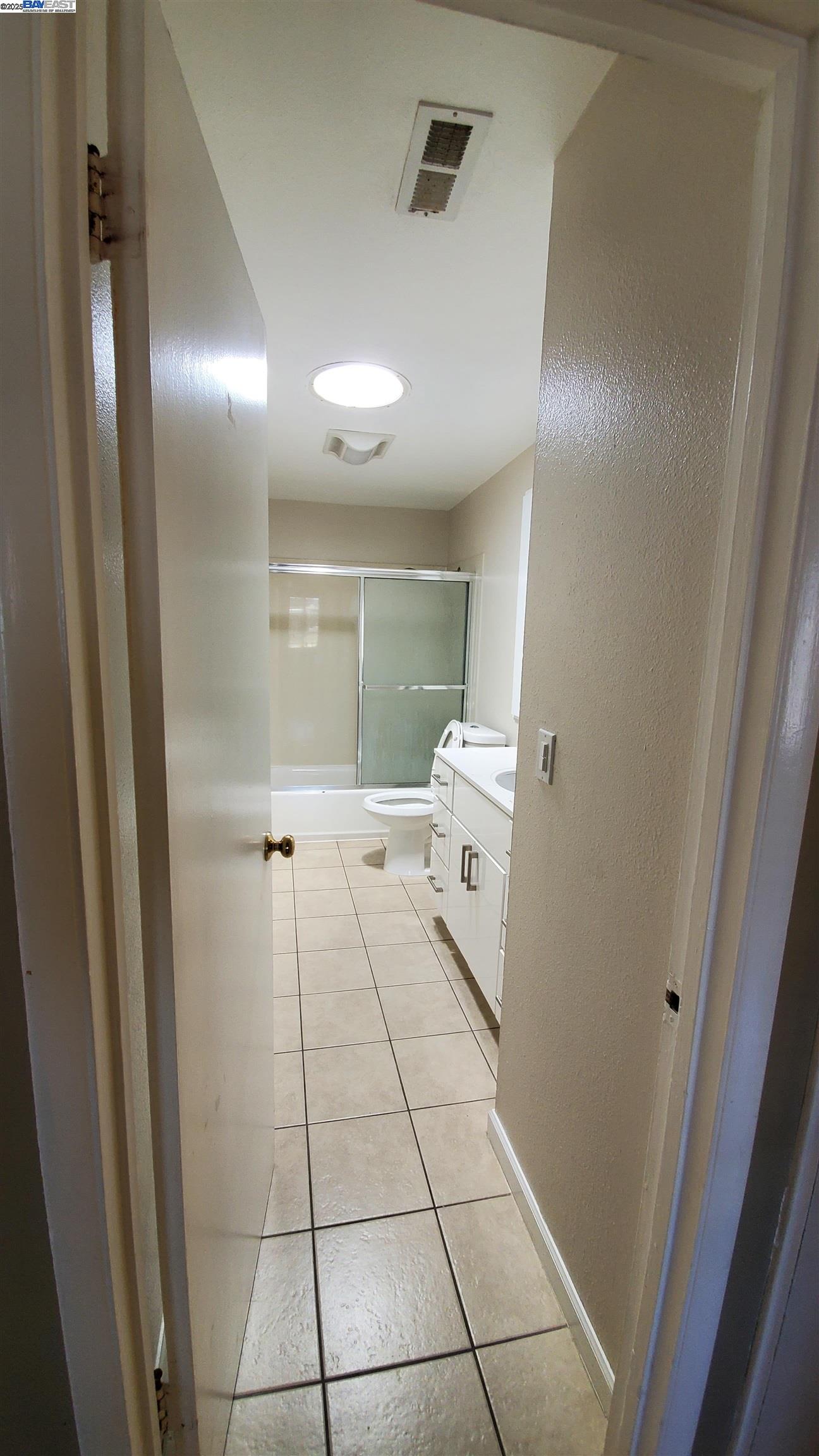 Detail Gallery Image 35 of 39 For 4186 Hawkins St, Fremont,  CA 94538 - 4 Beds | 2 Baths