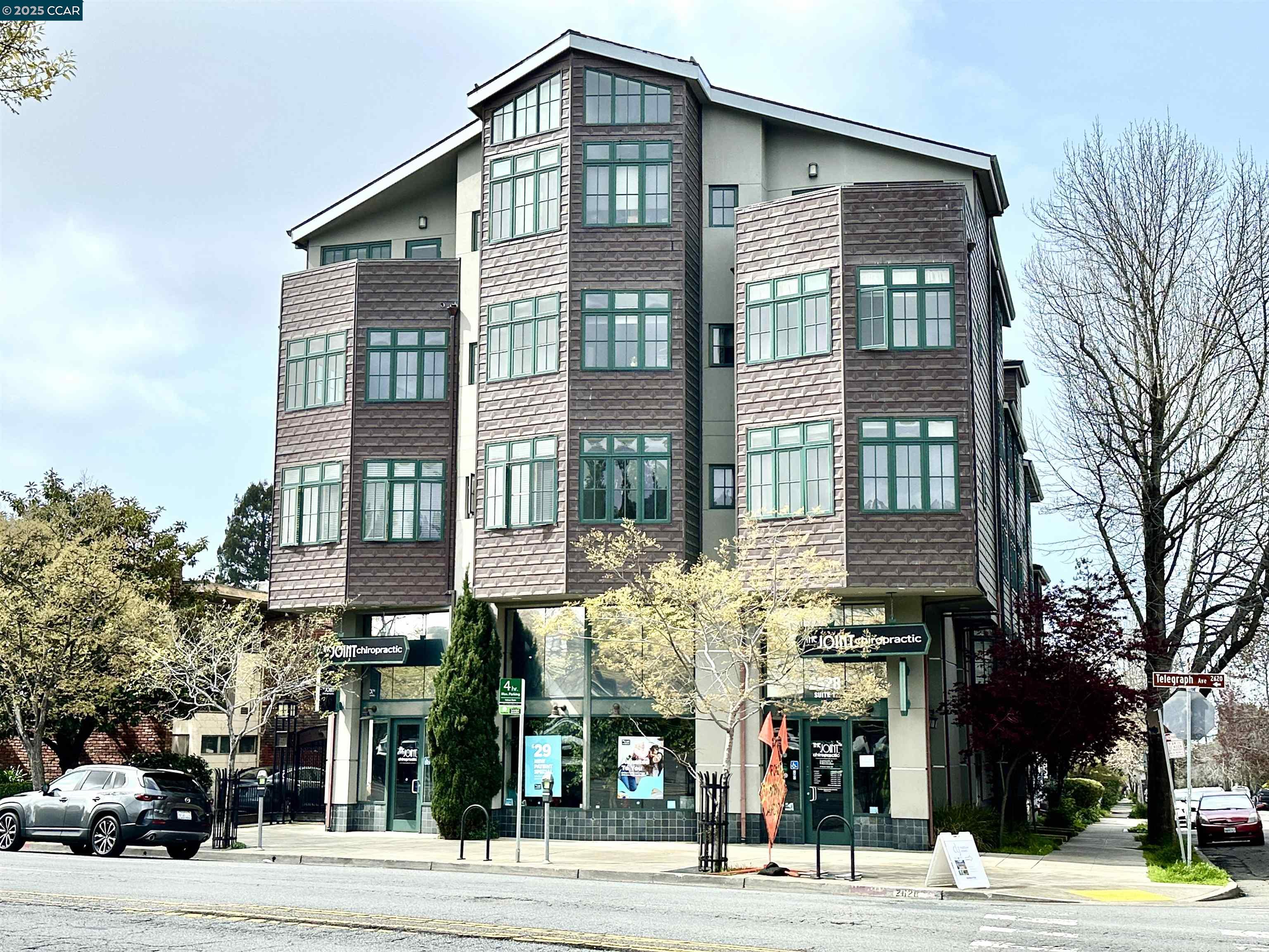 Browse active condo listings in LE CONTE