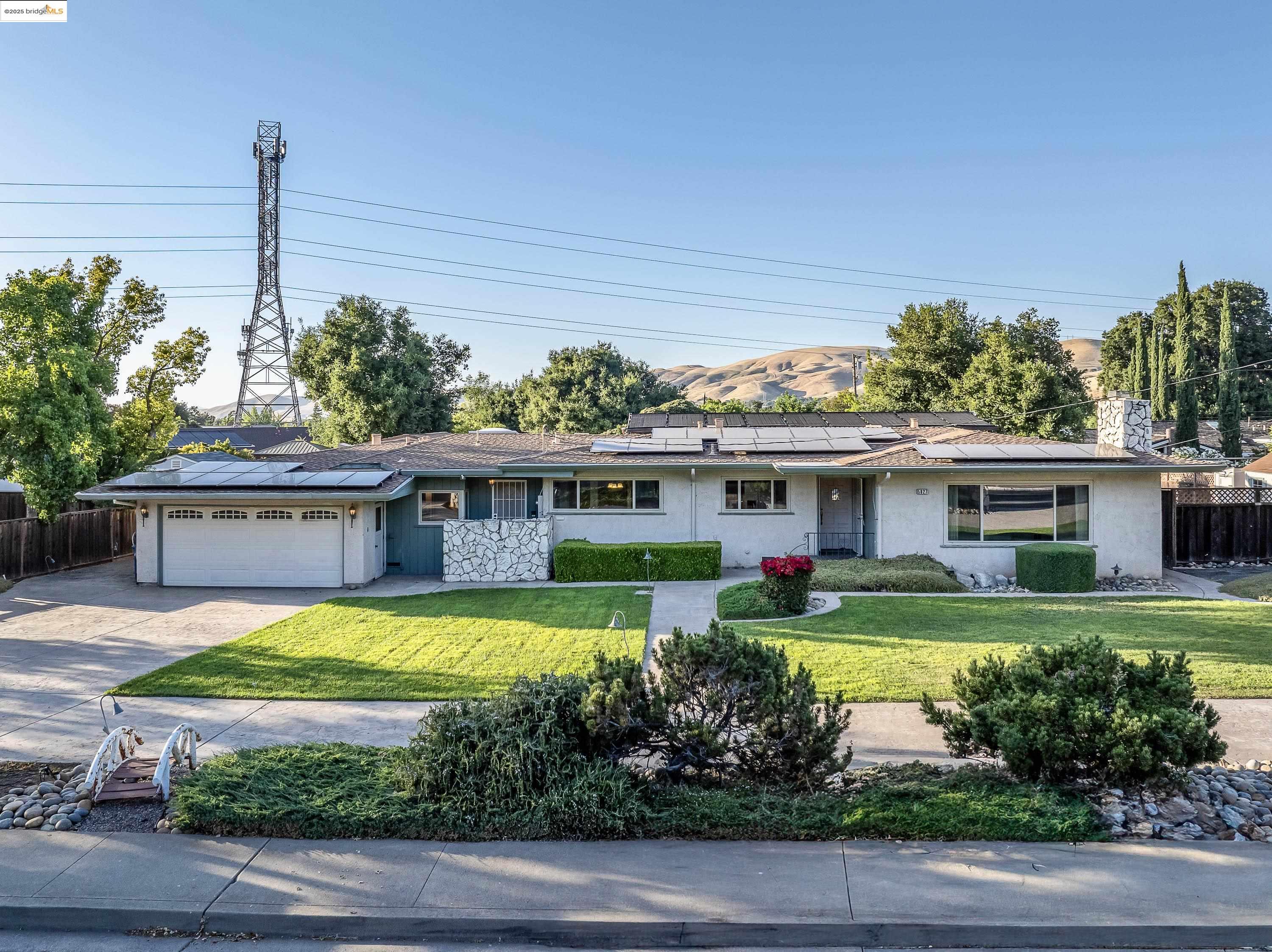Detail Gallery Image 1 of 1 For 5827 Pine Hollow Rd, Clayton,  CA 94517 - 3 Beds | 2/1 Baths