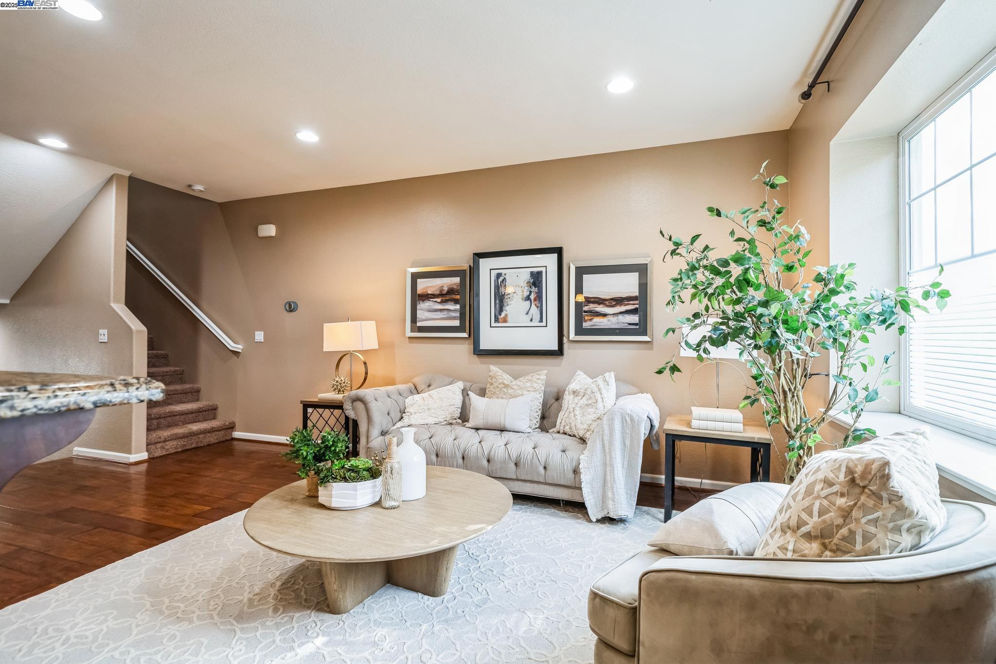 Detail Gallery Image 9 of 33 For 2777 Lavender Ter, San Jose,  CA 95111 - 3 Beds | 2/1 Baths